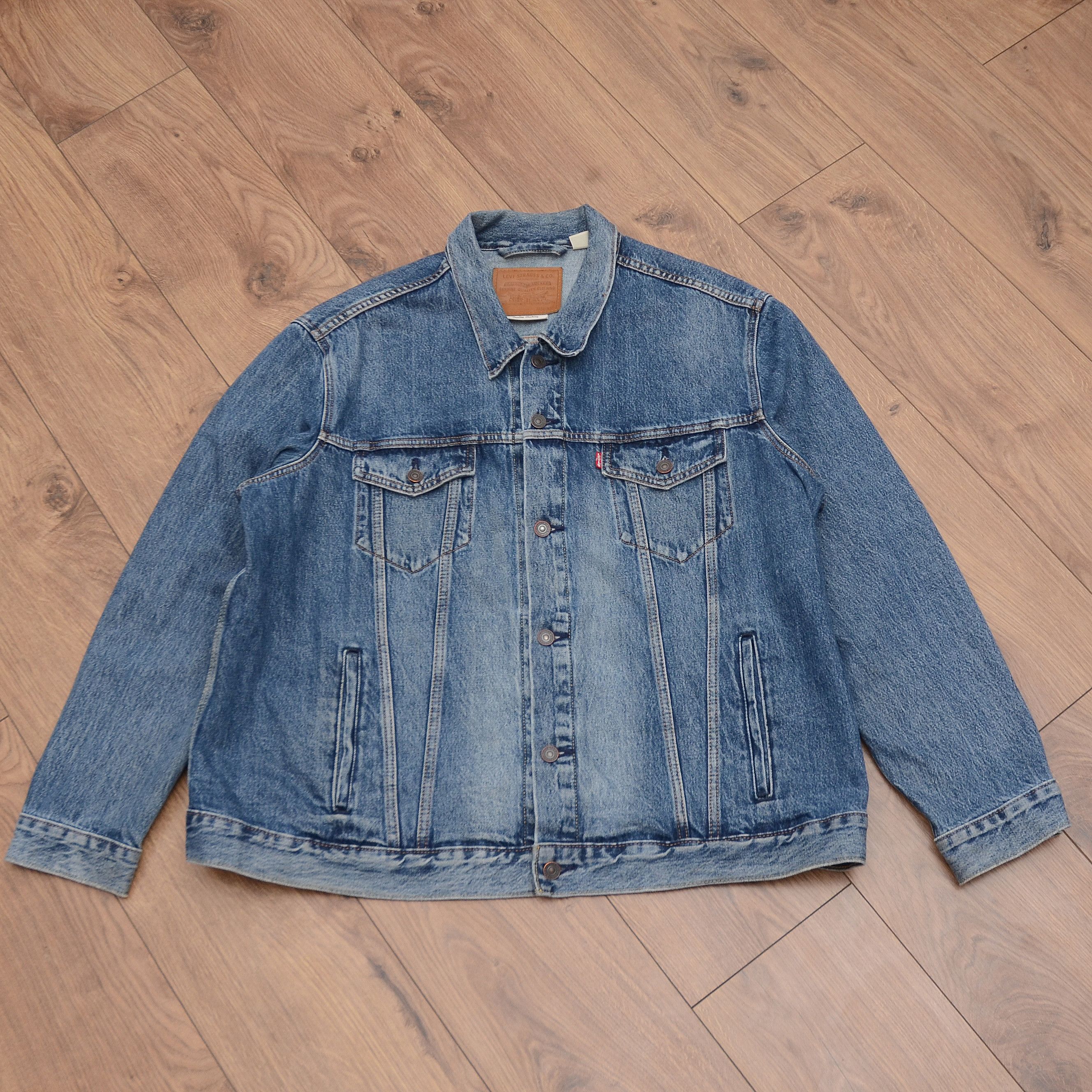 Levi's Levi’s Premium Trucker Jacket Jean Denim Big E Tab Vintage Size US XXL / EU 58 / 5 - 6 Thumbnail