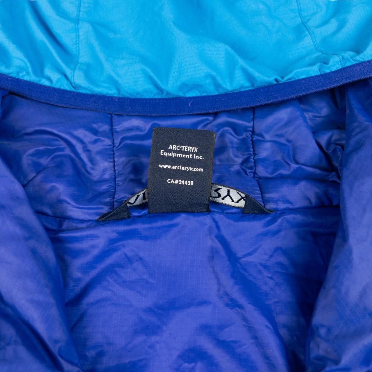 Arc'teryx Vintage Arcteryx Atom Zip Up Jacket Size XL Size US XL / EU 56 / 4 - 7 Thumbnail