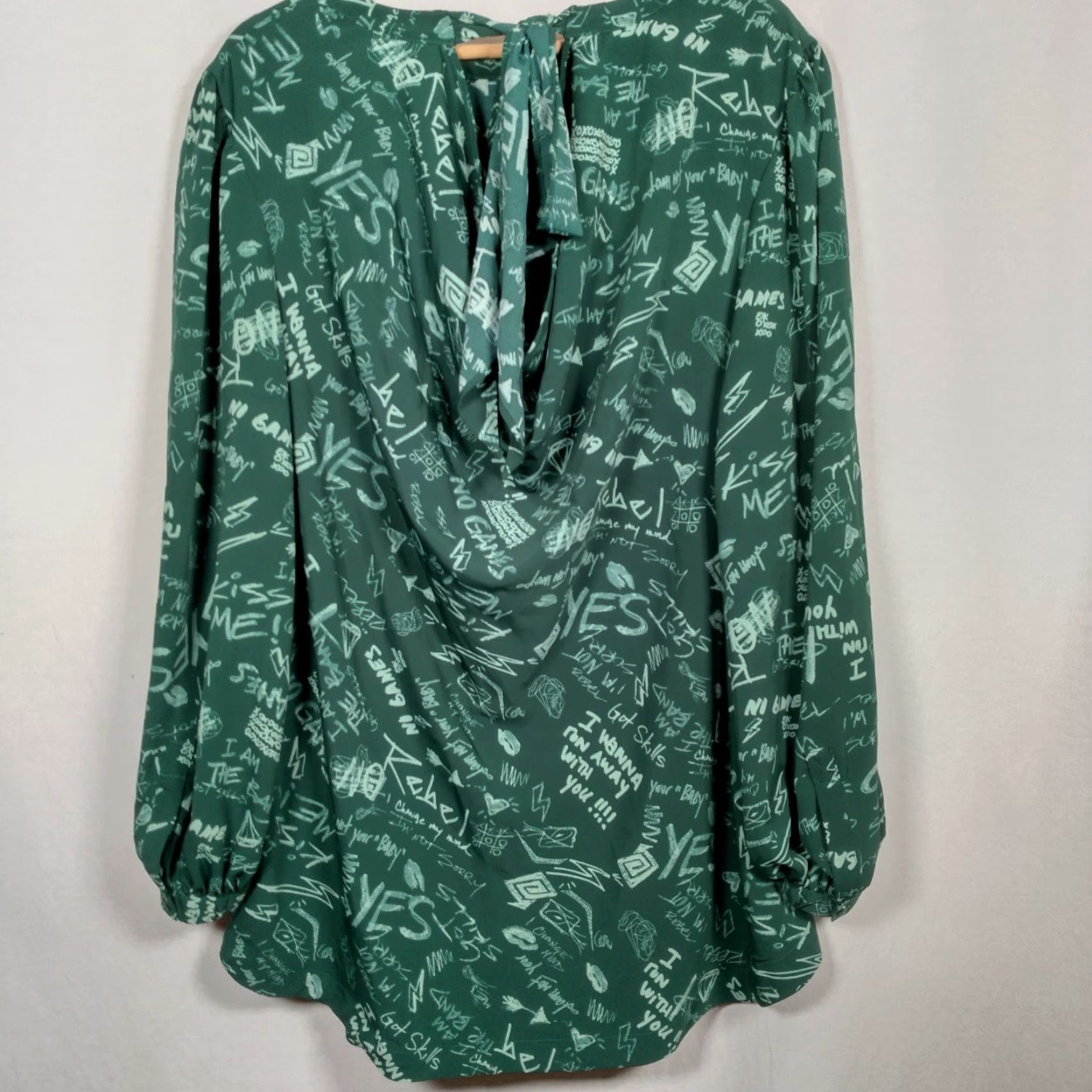 Melissa Melissa McCartney Seven Shirt Blouse Plus Size 2X Green Graffiti Long Sleeve Top Size XXL / US 16-18 / IT 52-54 - 3 Thumbnail