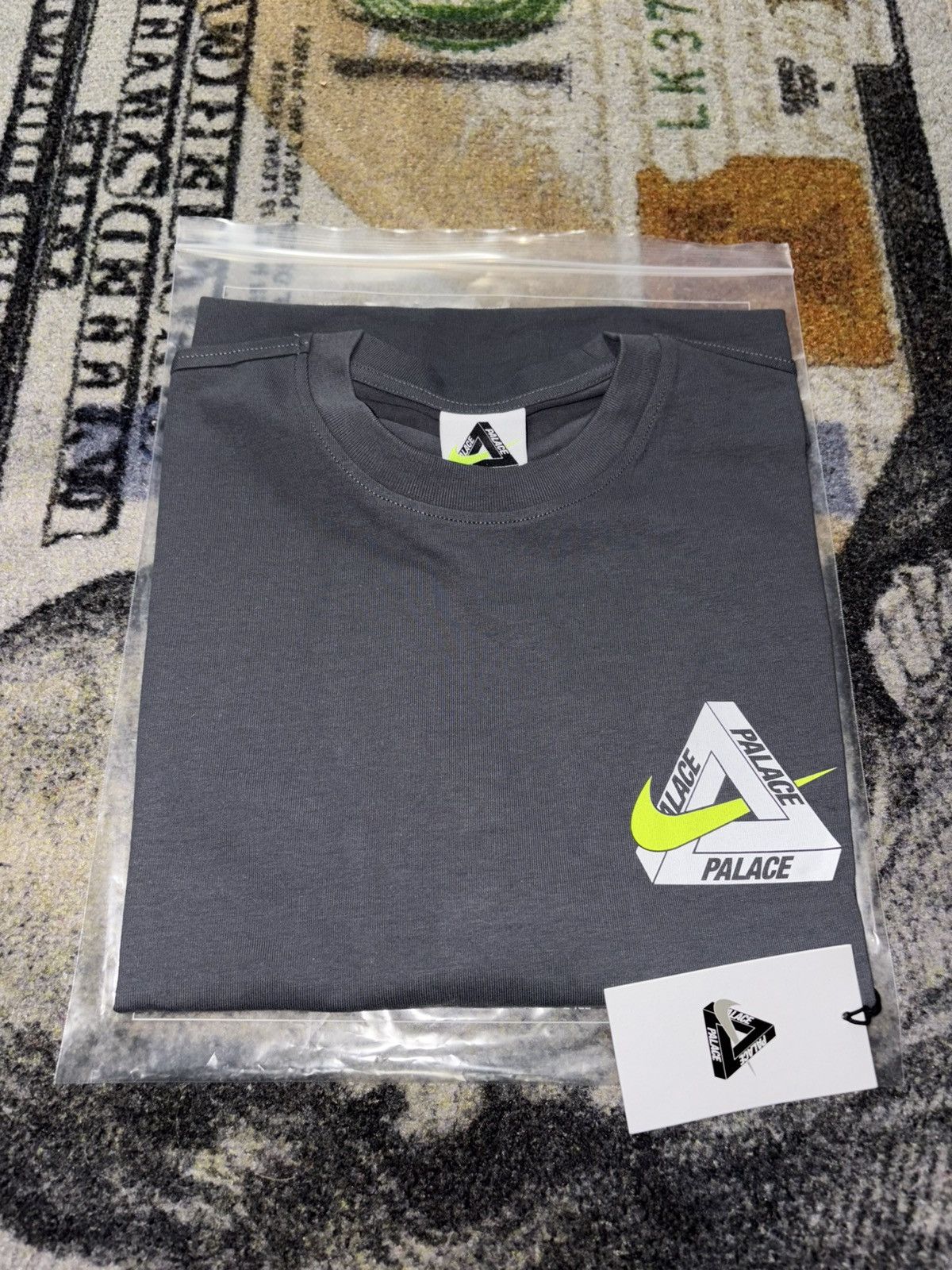 Palace Palace x Nike Tri Swoosh T-Shirt Black | Grailed