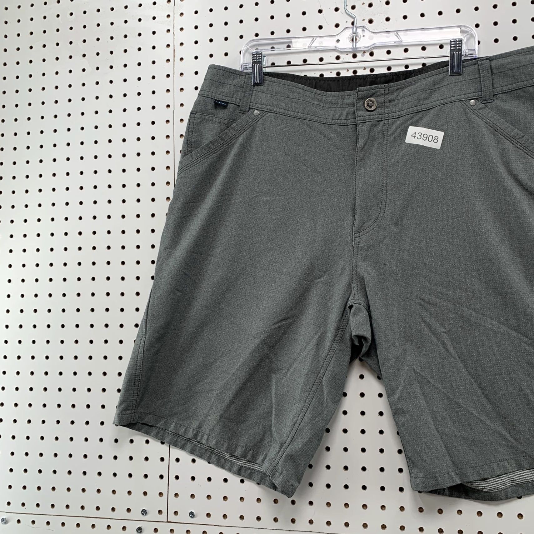 Vintage Kuhl Chino Gray Shorts Mens Size 42 Regular 11 Inseam Outdoor Casual Size US 42 / EU 58 - 2 Thumbnail