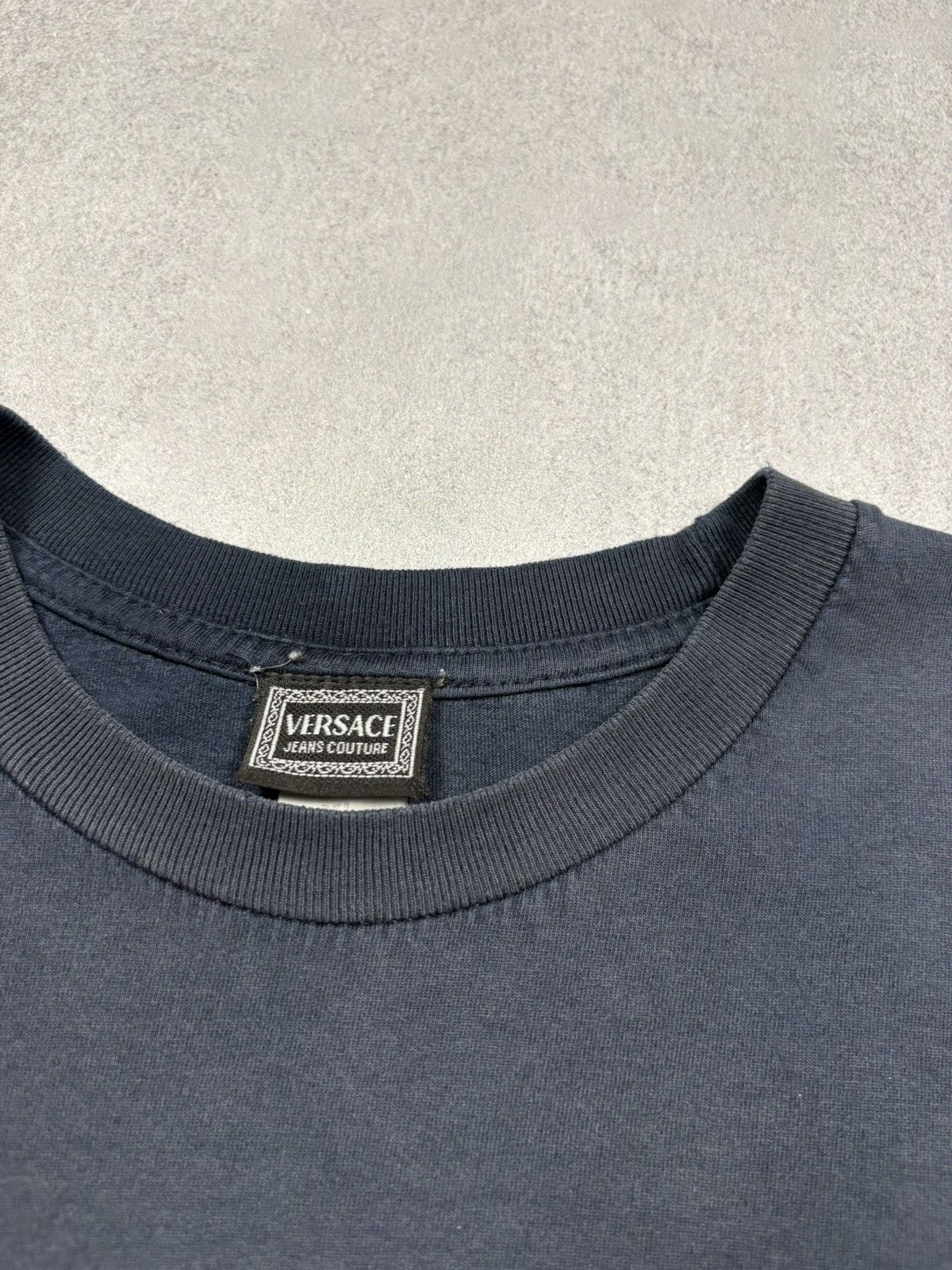 Versace Vintage Burnt Versace Jeans Couture Distressed Logo T-Shirt Size US XL / EU 56 / 4 - 7 Thumbnail