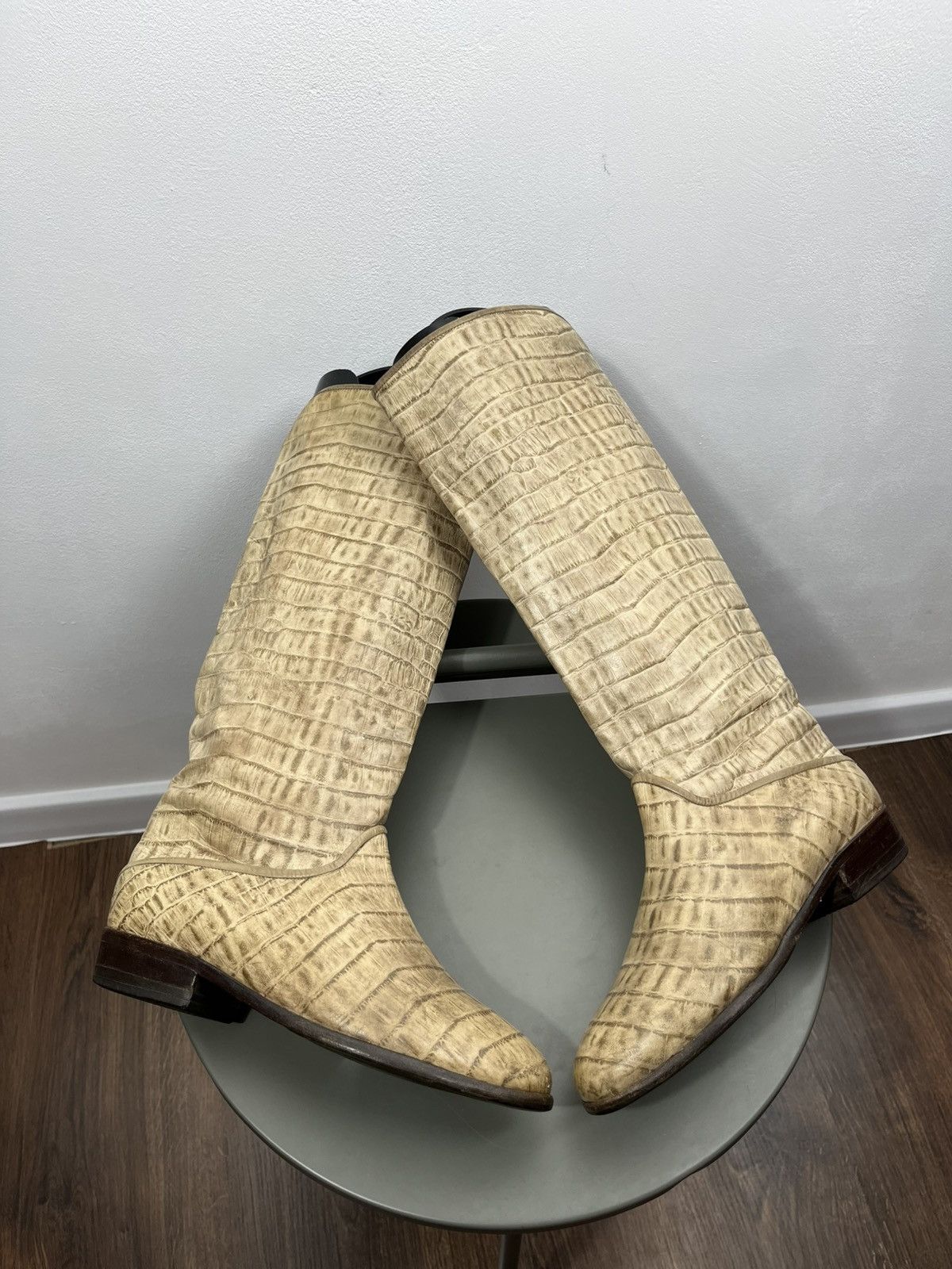 Other Vintage Croc-Embossed Leather Tall Boots Beige Size 37.5 Size US 7 / IT 37 - 2 Thumbnail