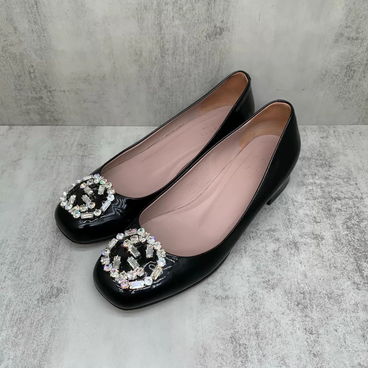 Gucci Gucci Black Patent Leather Crystal Sneaker EU 36.5 95new Size US 6 / IT 36 - 1 Thumbnail