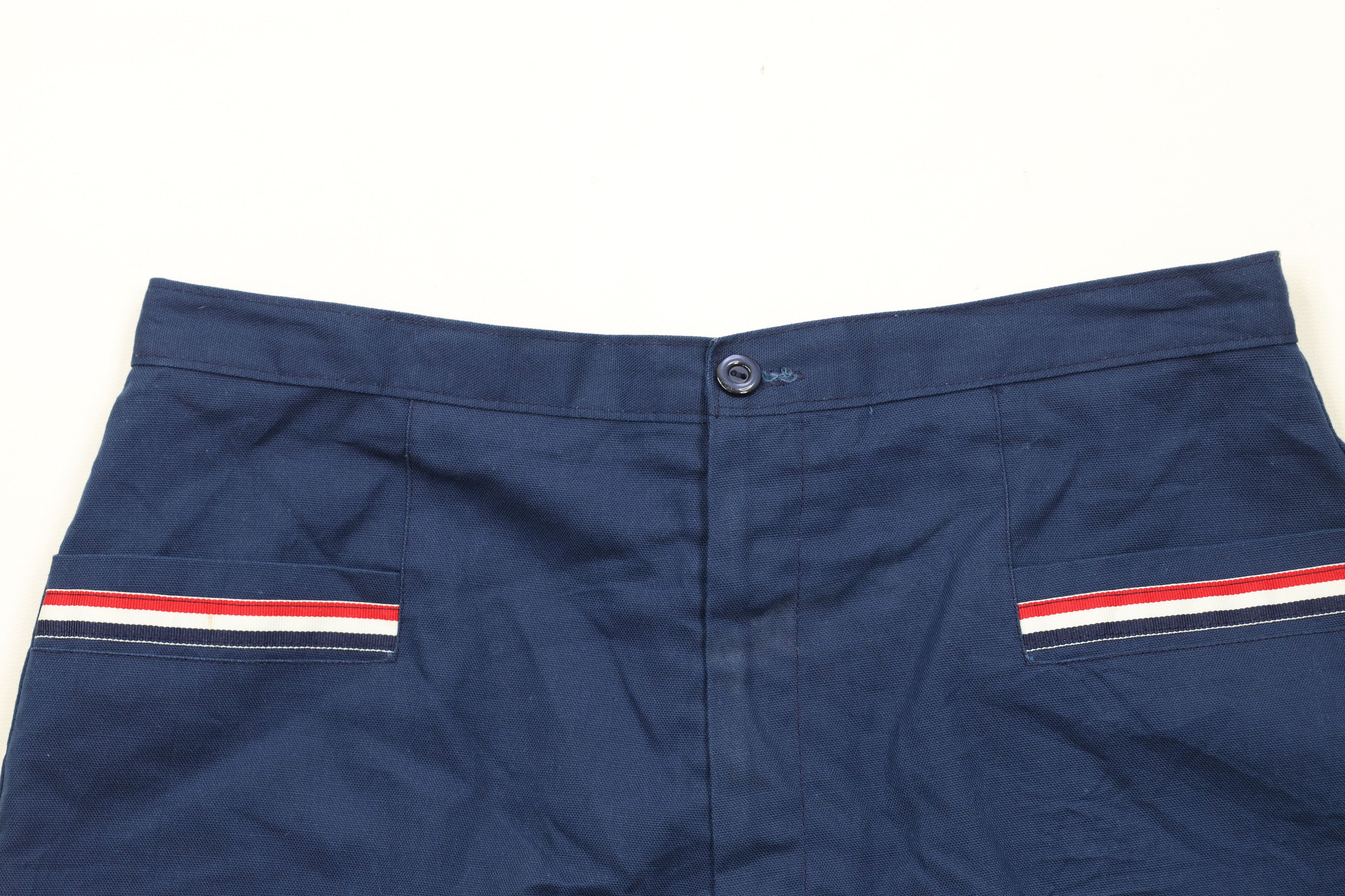 Vintage Vintage 70s Streetwear Above Knee Shorts Navy Blue USA Size 36" / US 14 / IT 50 - 2 Thumbnail