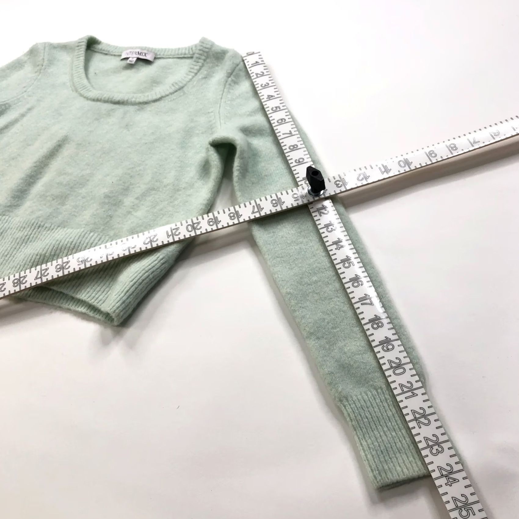 Vintage INTERMIX Wool Cashmere OS Petite Scoop Crop Pullover Sweater Green - Pullover - Cardigan? Size S / US 4 / IT 40 - 5 Thumbnail