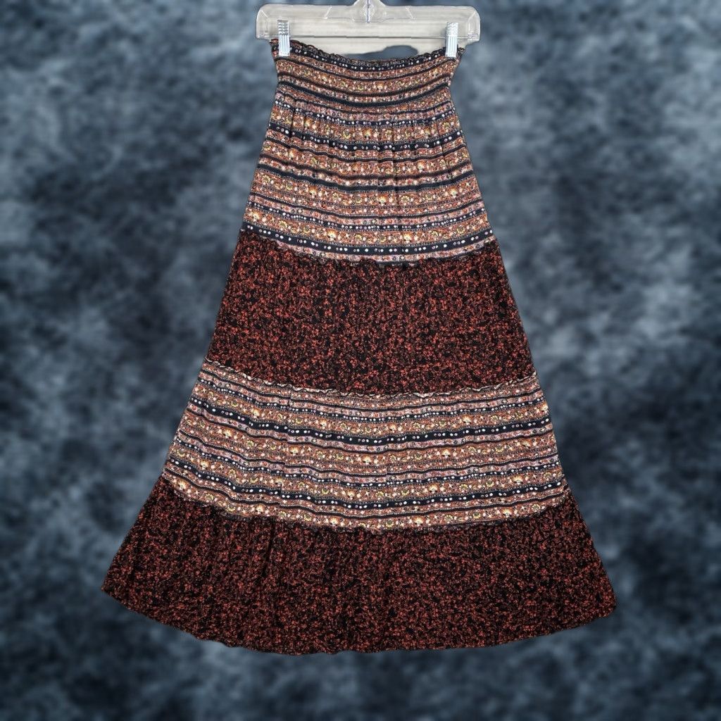 Cos VINTAGE Mossimo Supply Co S Maxi Skirt Red Blue Floral Smocked Waist Pull On Boho Rayon Size 28" / US 6 / IT 42 - 1 Thumbnail