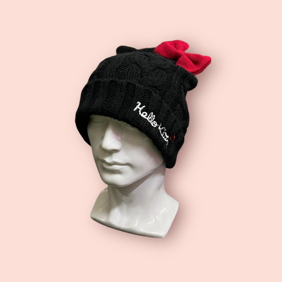 Anime × Cartoon Network × Japanese Brand RARE HELLO KITTY CAT EARS RED RIBBON KNITTED BEANIE Size ONE SIZE - 2 Thumbnail