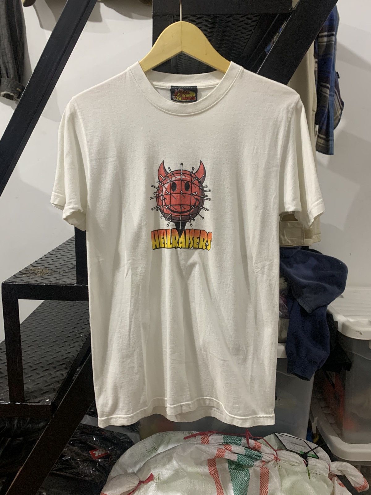 Vintage Vintage 1990s World Industries Hellraiser Skate Tee Size US M / EU 48-50 / 2 - 1 Thumbnail