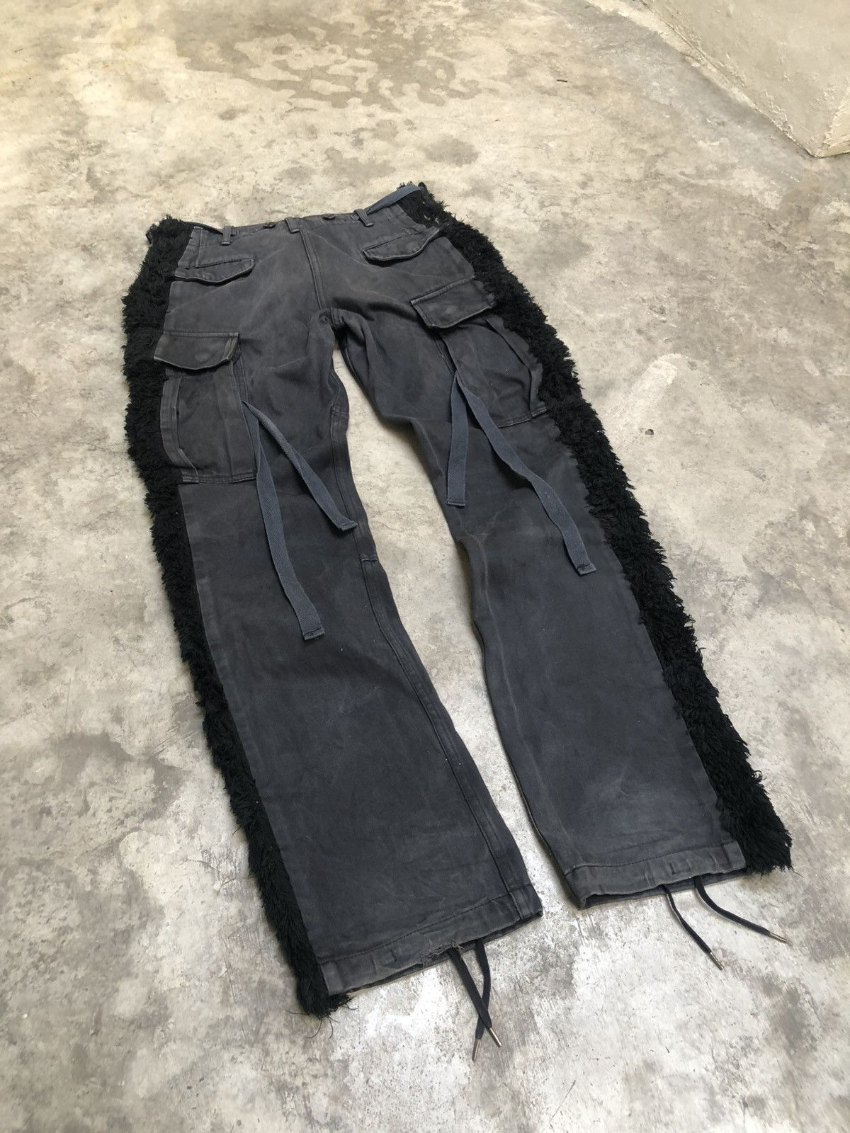 Japanese Brand × Maison MIHARA YASUHIRO Mihara Yasuhiro Fur Cargo pant Size US 32 / EU 48 - 12 Thumbnail