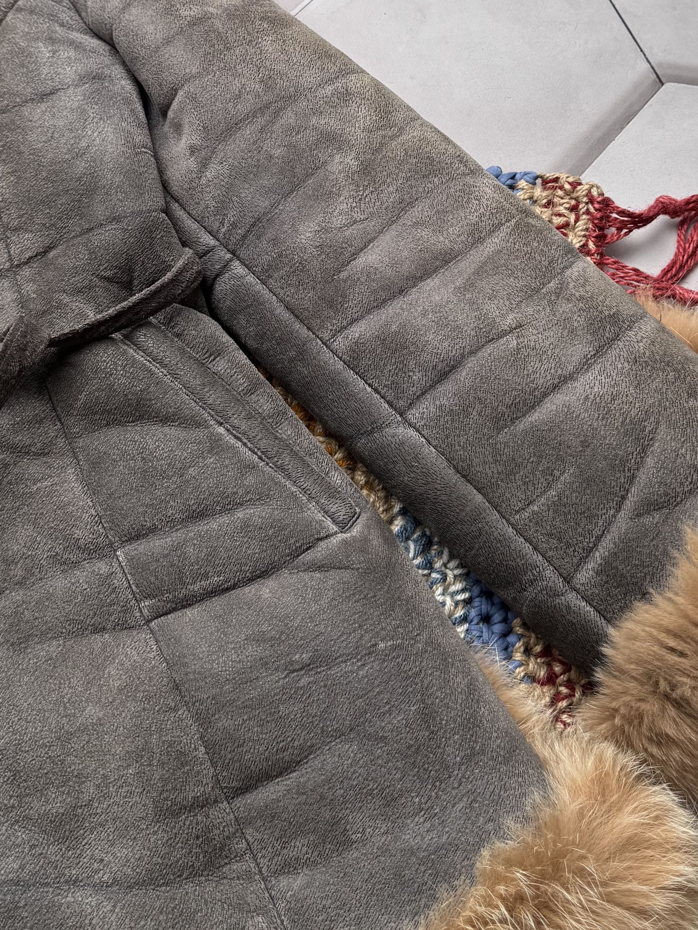 Japanese Brand Vintage Real Sheepskin Coat (E4) Size M / US 6-8 / IT 42-44 - 5 Thumbnail