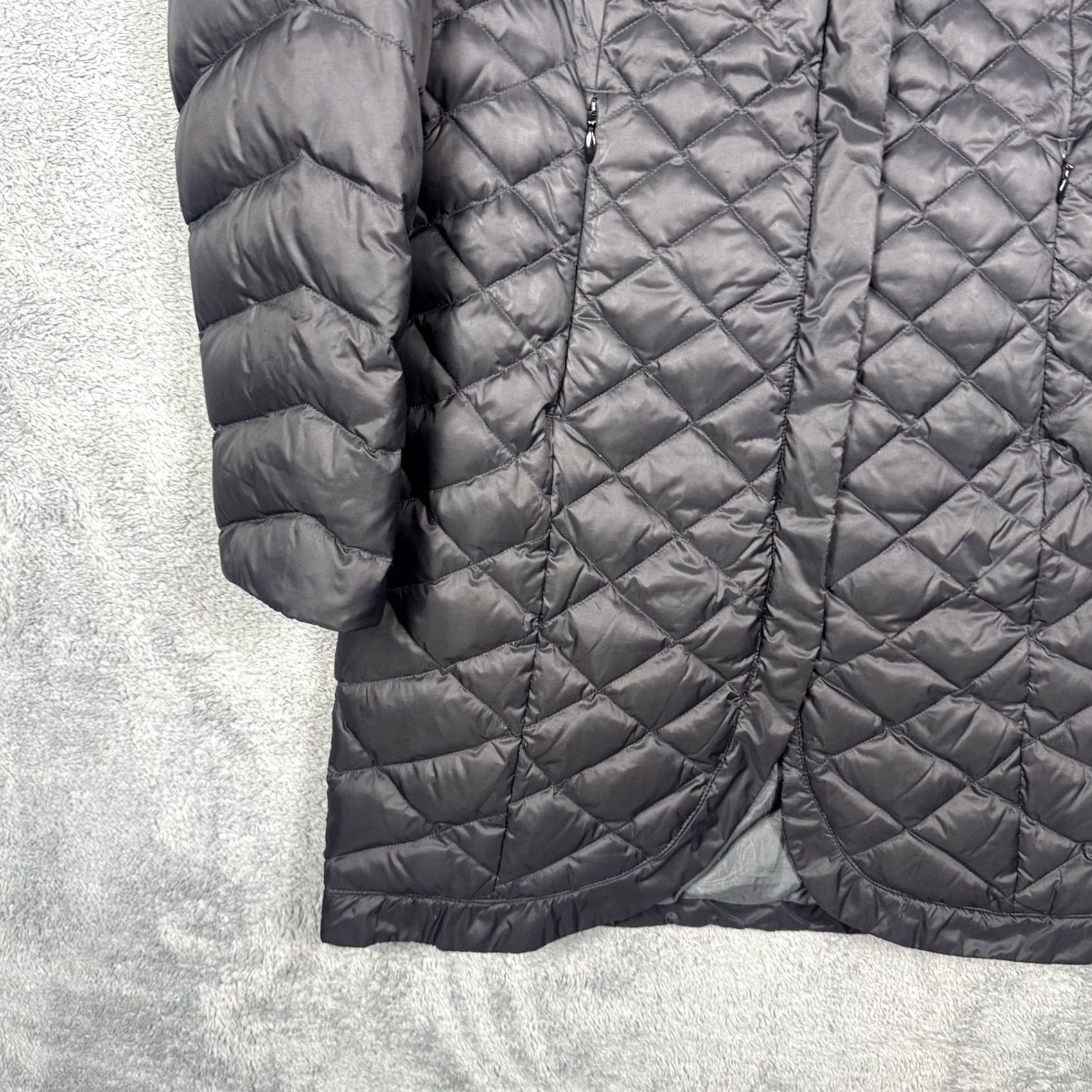 Eddie Bauer Eddie Bauer Down Jacket Womens S Long Quilted Puffer Coat Full Zip Faux Fur Black Modest Size S Womens Size S / US 4 / IT 40 - 3 Thumbnail