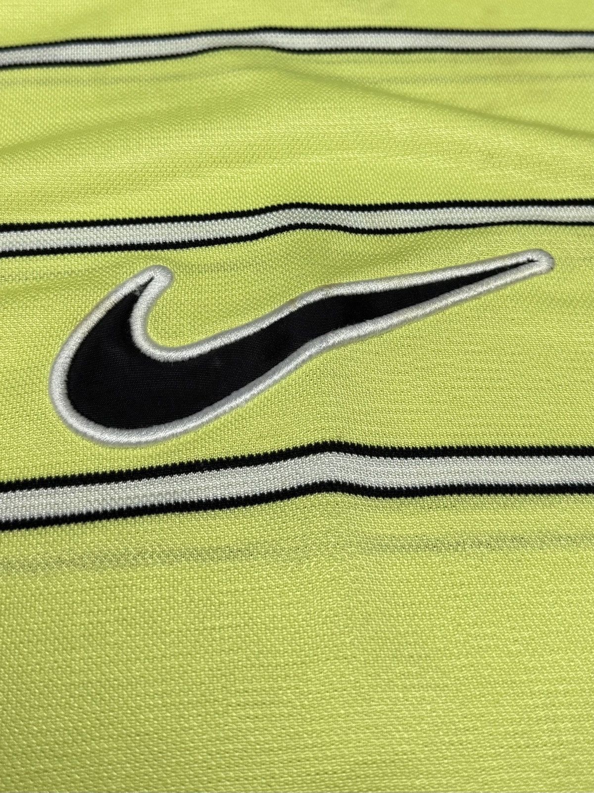 Nike Nike vintage striped 90s vintage big swoosh tee shirt Size US S / EU 44-46 / 1 - 3 Thumbnail