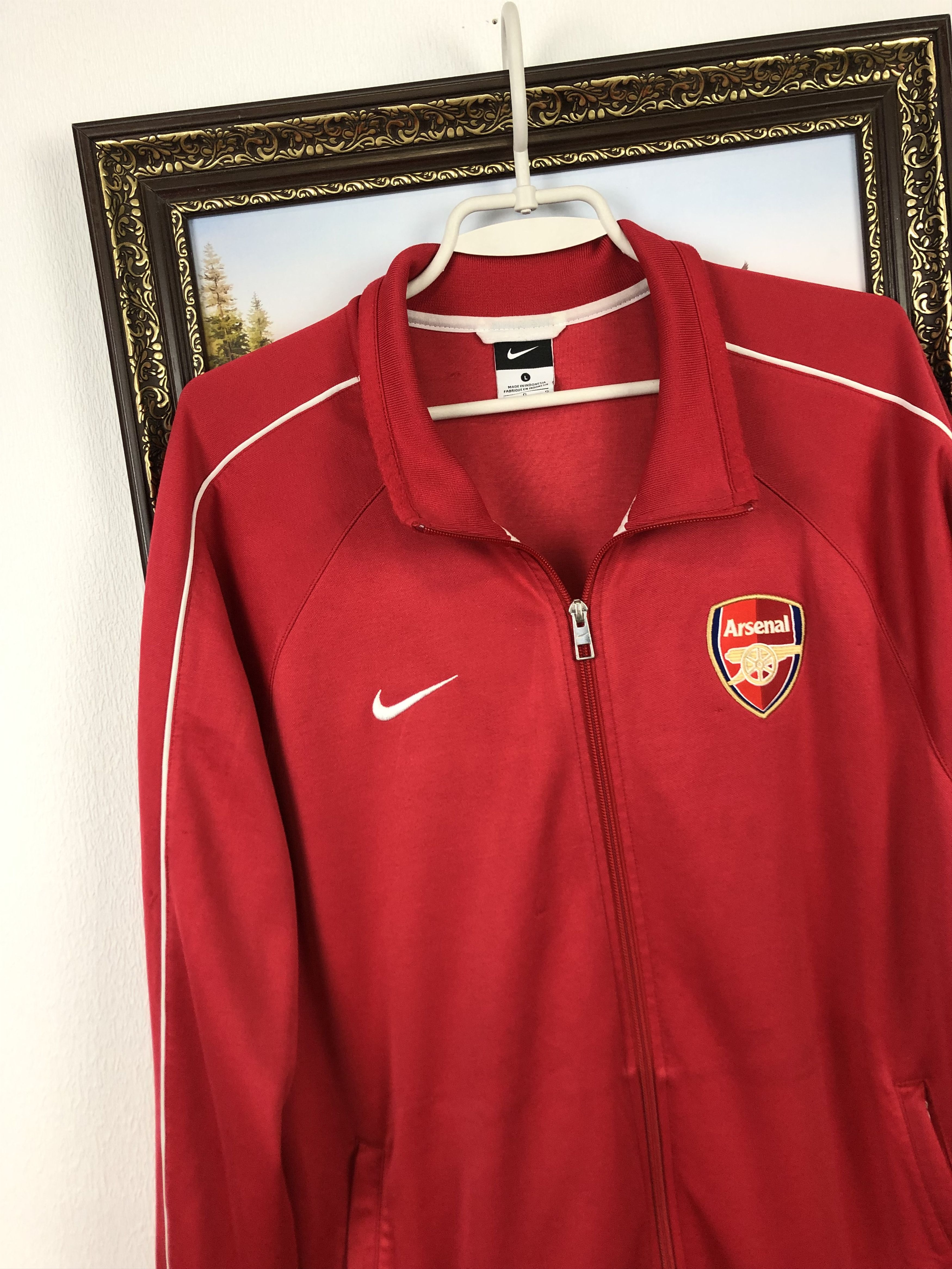 Nike Vintage Nike Arsenal Football Jacket Rare Soccer Gunners Size US L / EU 52-54 / 3 - 3 Thumbnail