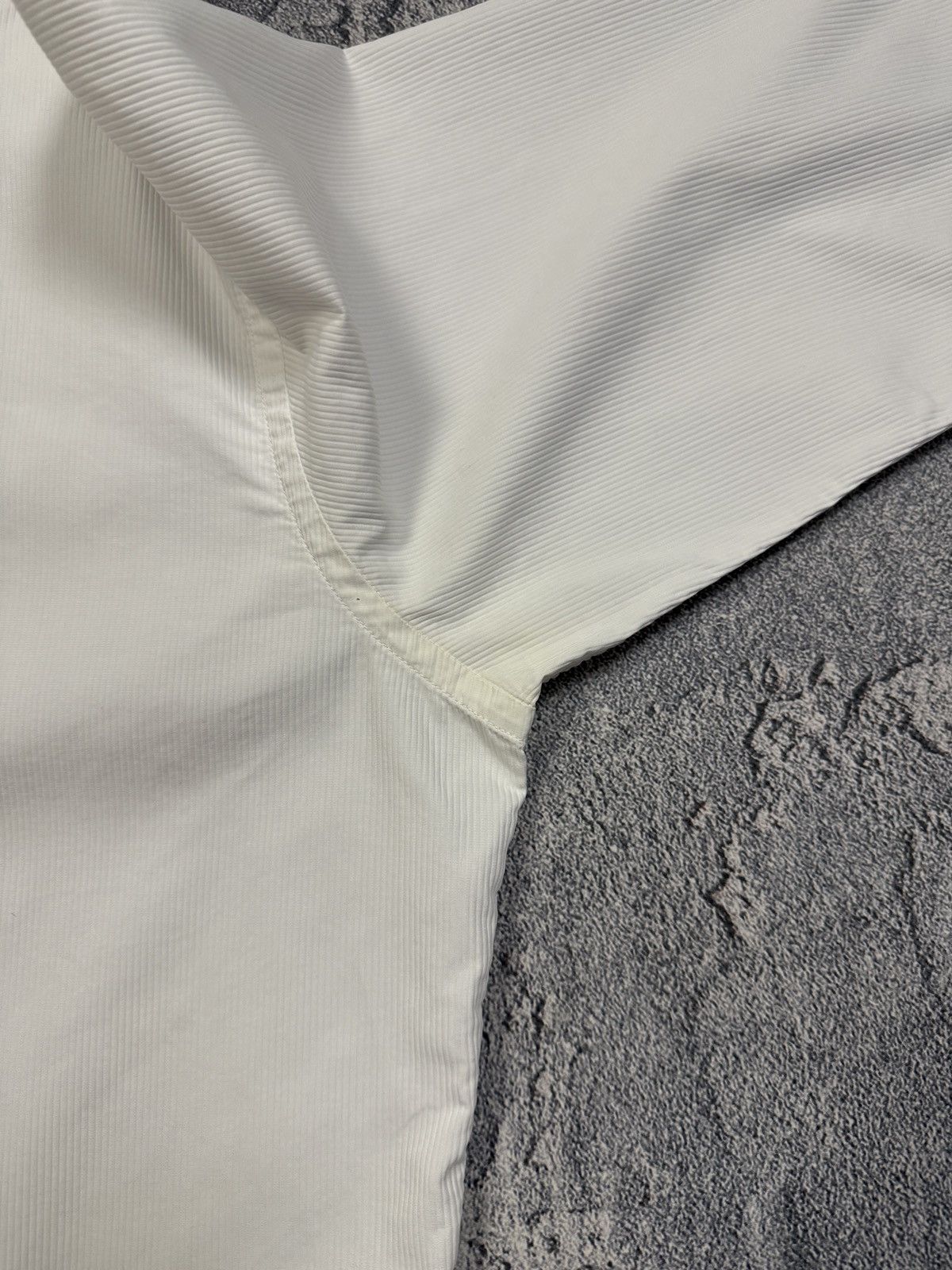 Prada Prada White Shirt Size 42 Size US L / EU 52-54 / 3 - 13 Thumbnail