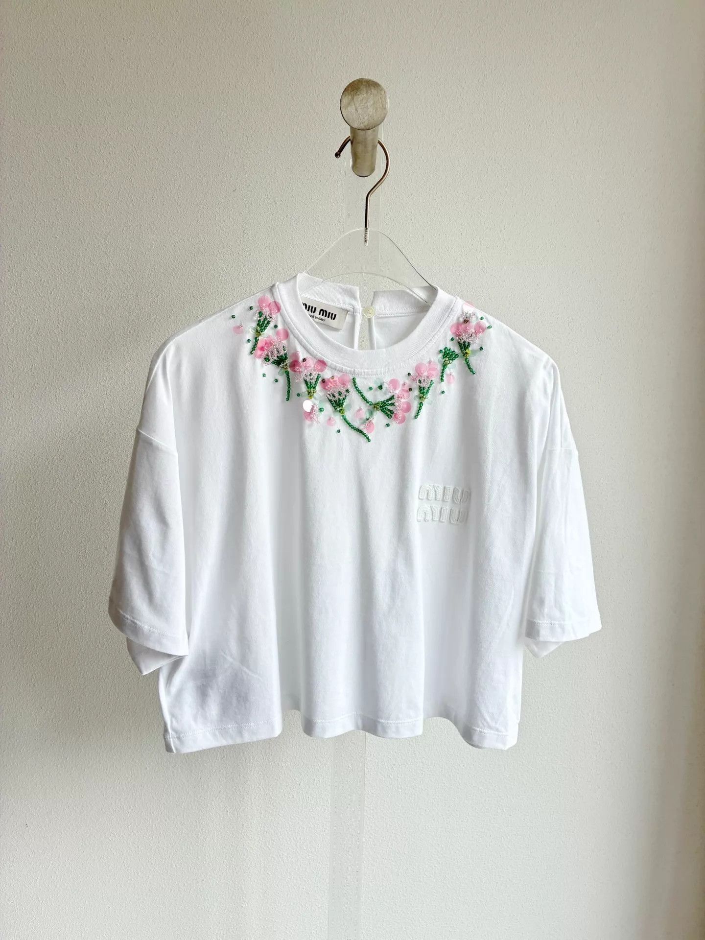 Miu Miu MIU MIU White Short Sleeve TEE XS Floral Beaded Size XS / US 0-2 / IT 36-38 - 2 Thumbnail