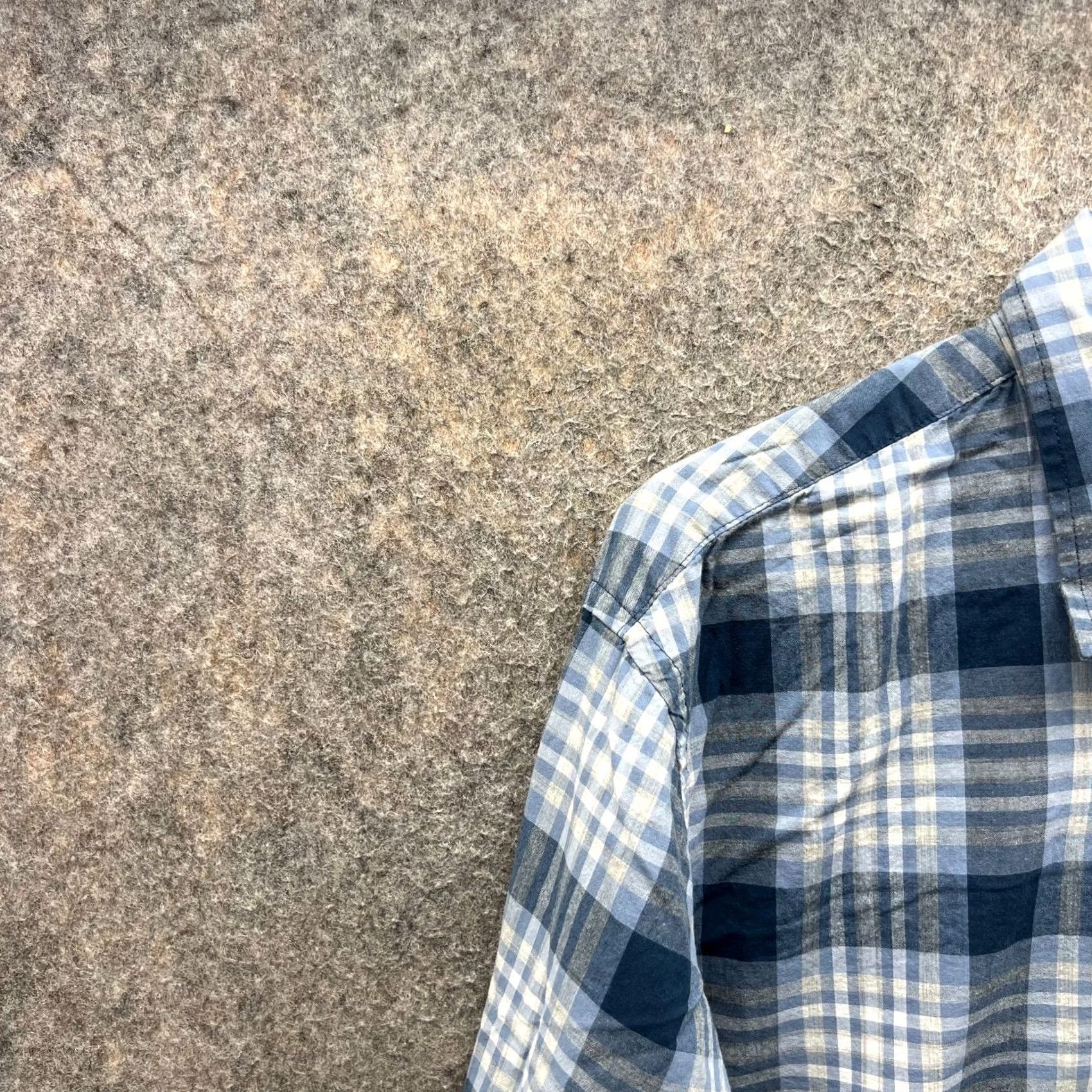 Banana Republic VINTAGE Banana Republic Shirt Men Large Blue Button Down Tailored Slim Plaid Flannel Vintage Size US L / EU 52-54 / 3 - 7 Thumbnail