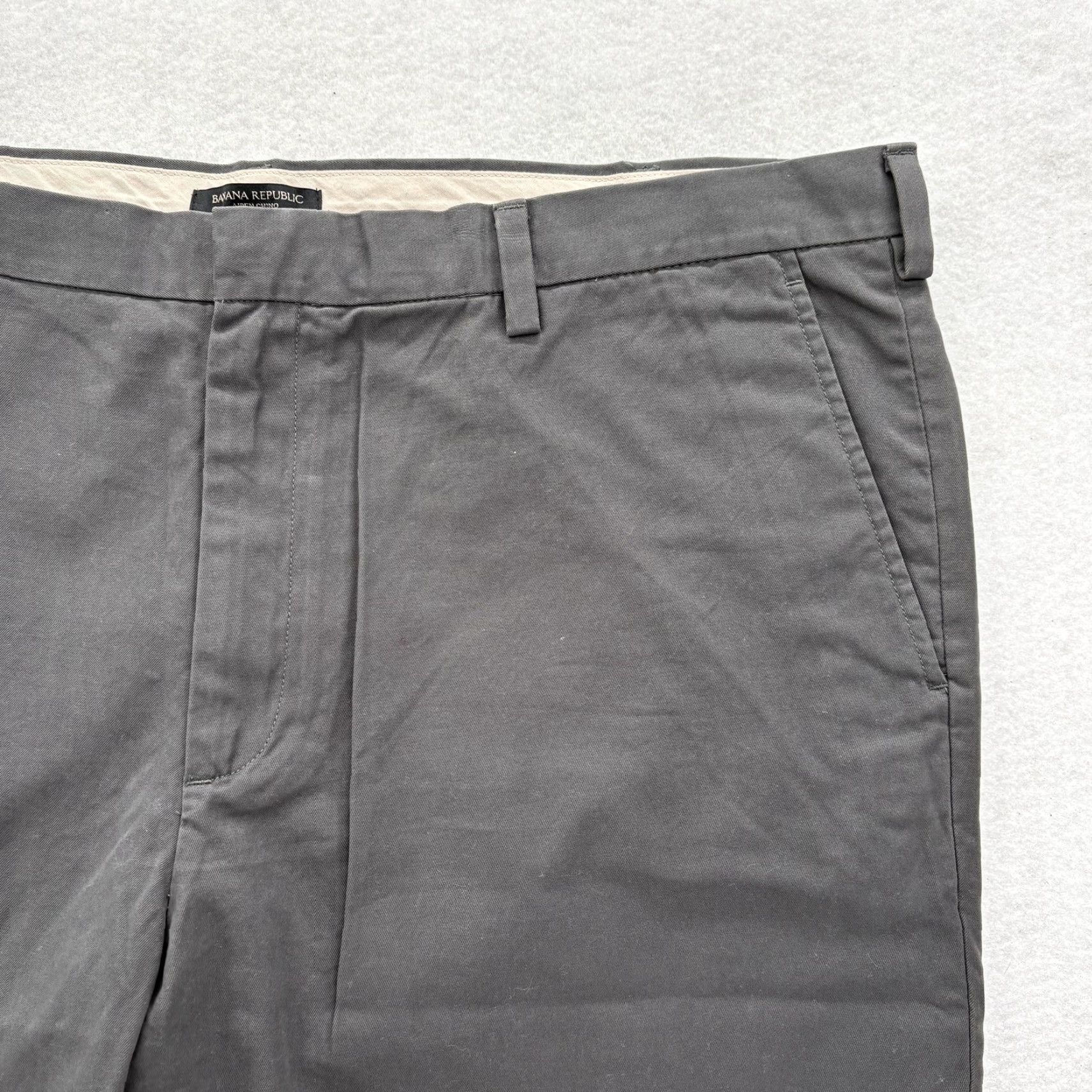 Banana Republic Banana Republic Pants Mens 42x32 Gray Aiden Chino Casual Straight Cotton Office Size US 42 / EU 58 - 3 Thumbnail