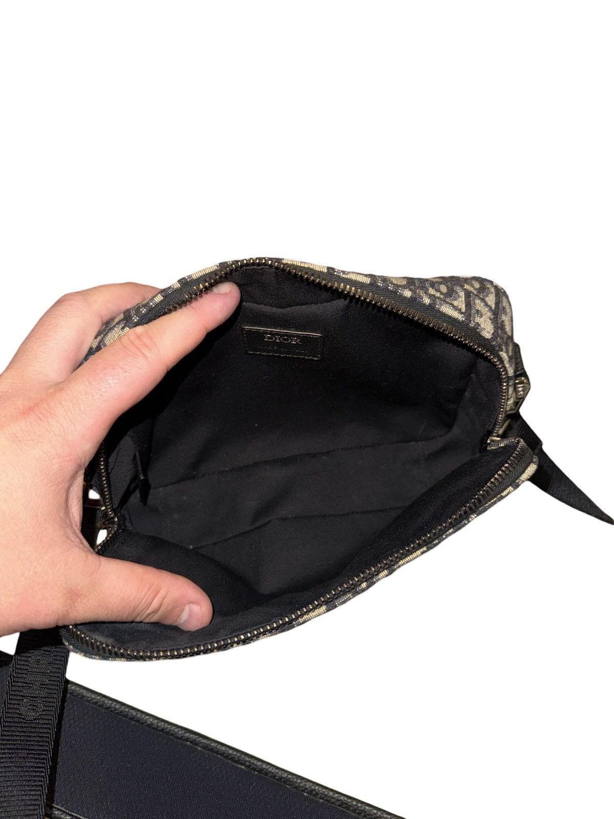 Dior 🔥3000$ Dior Oblique Jacquard Safari Messenger Bag/Dior Bag Size ONE SIZE - 20 Thumbnail