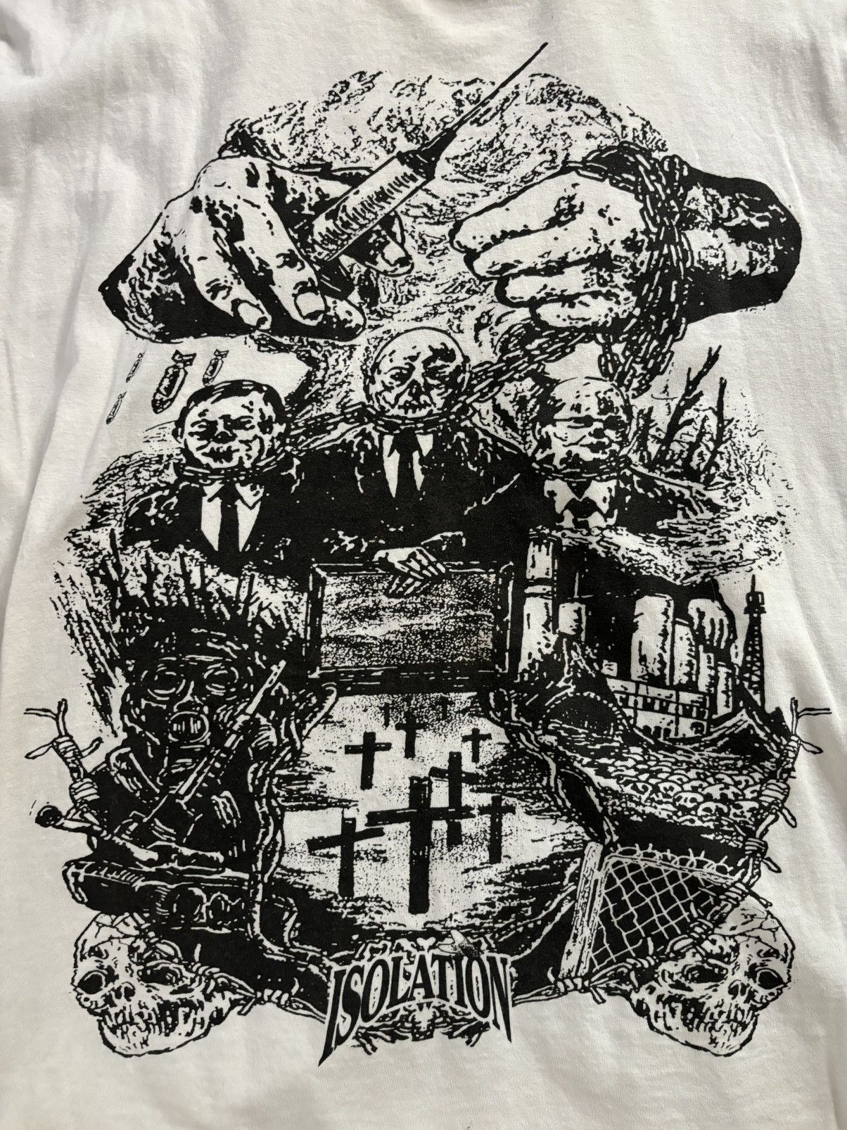 Japanese Brand Isolation Horror T Shirt Size US XL / EU 56 / 4 - 2 Thumbnail