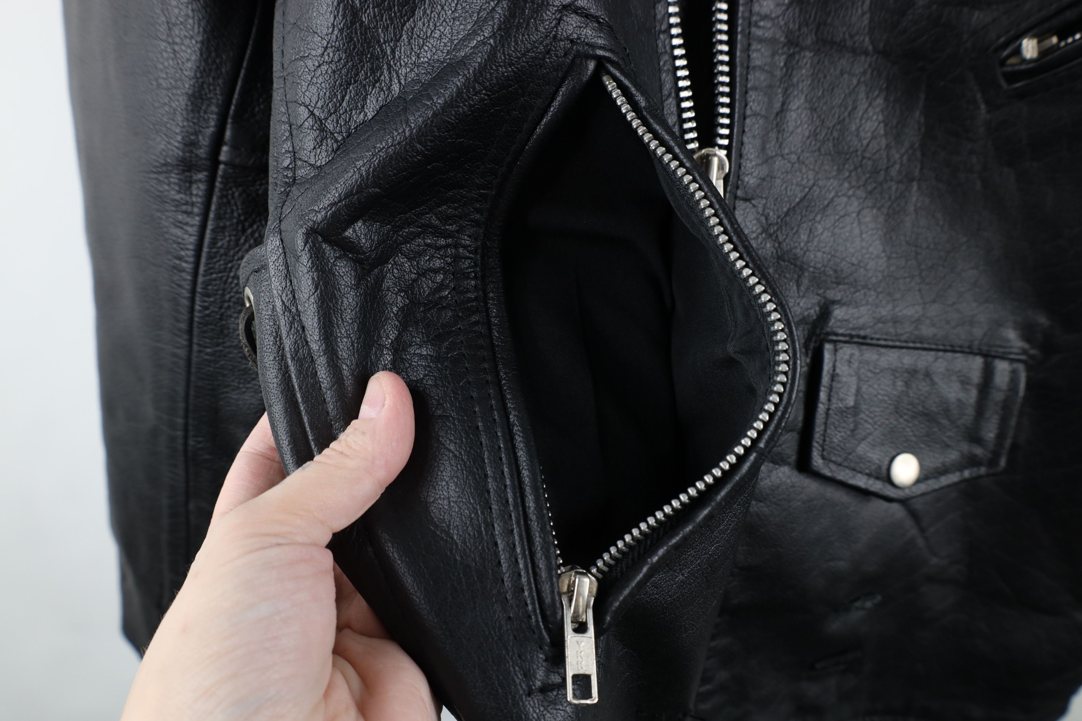 Vintage Vintage 90s Streetwear Lined Leather Motorcycle Jacket Size US L / EU 52-54 / 3 - 6 Thumbnail