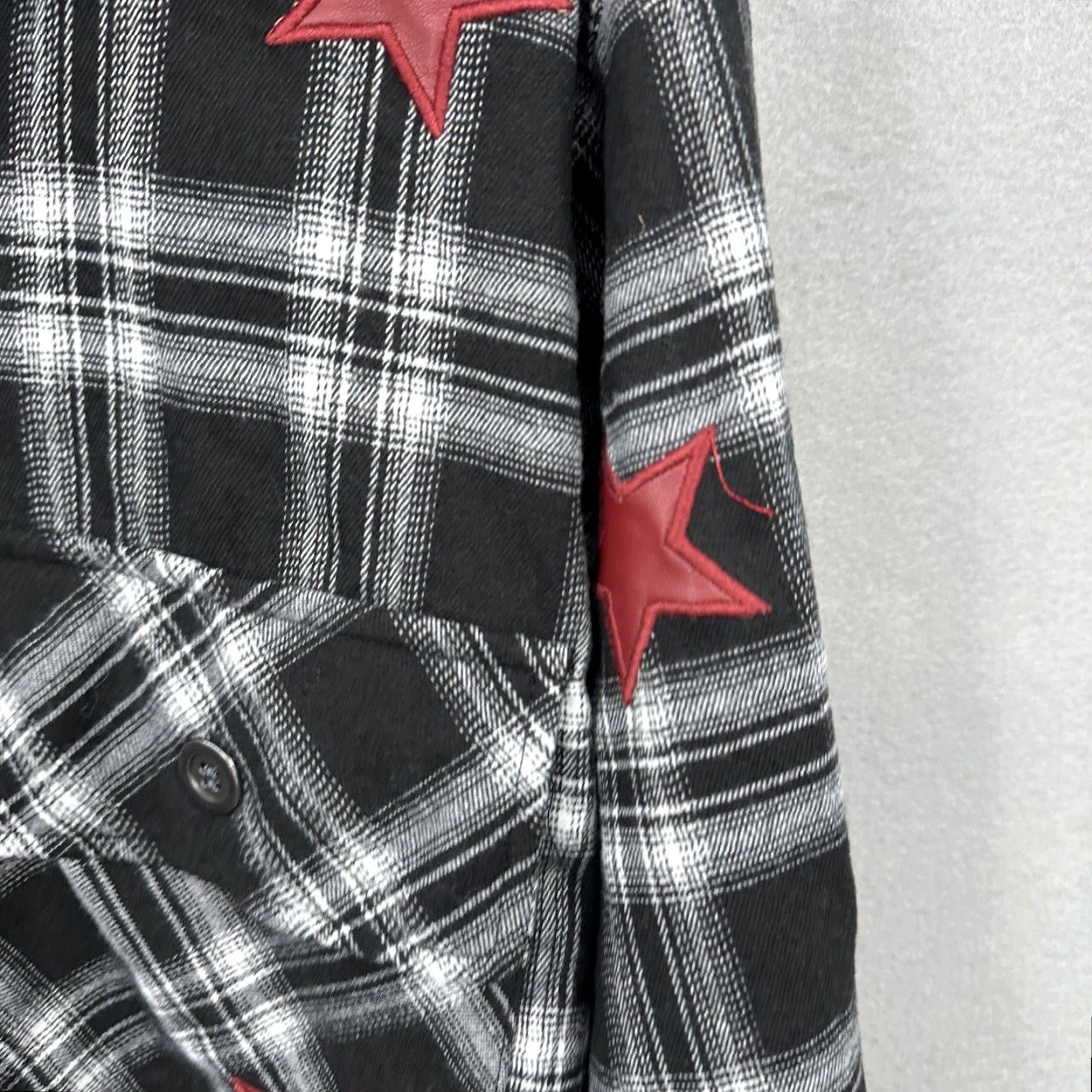 Vintage EPTM Shirt Mens L Flannel Button Front Stars Street Style Oversized Western y2k Size US L / EU 52-54 / 3 - 7 Thumbnail