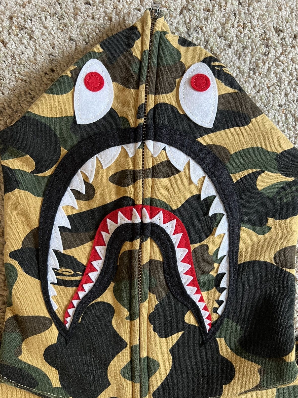 Bape 1st Camo Patched Shark Full Zip Hoodie Size US M / EU 48-50 / 2 - 3 Thumbnail