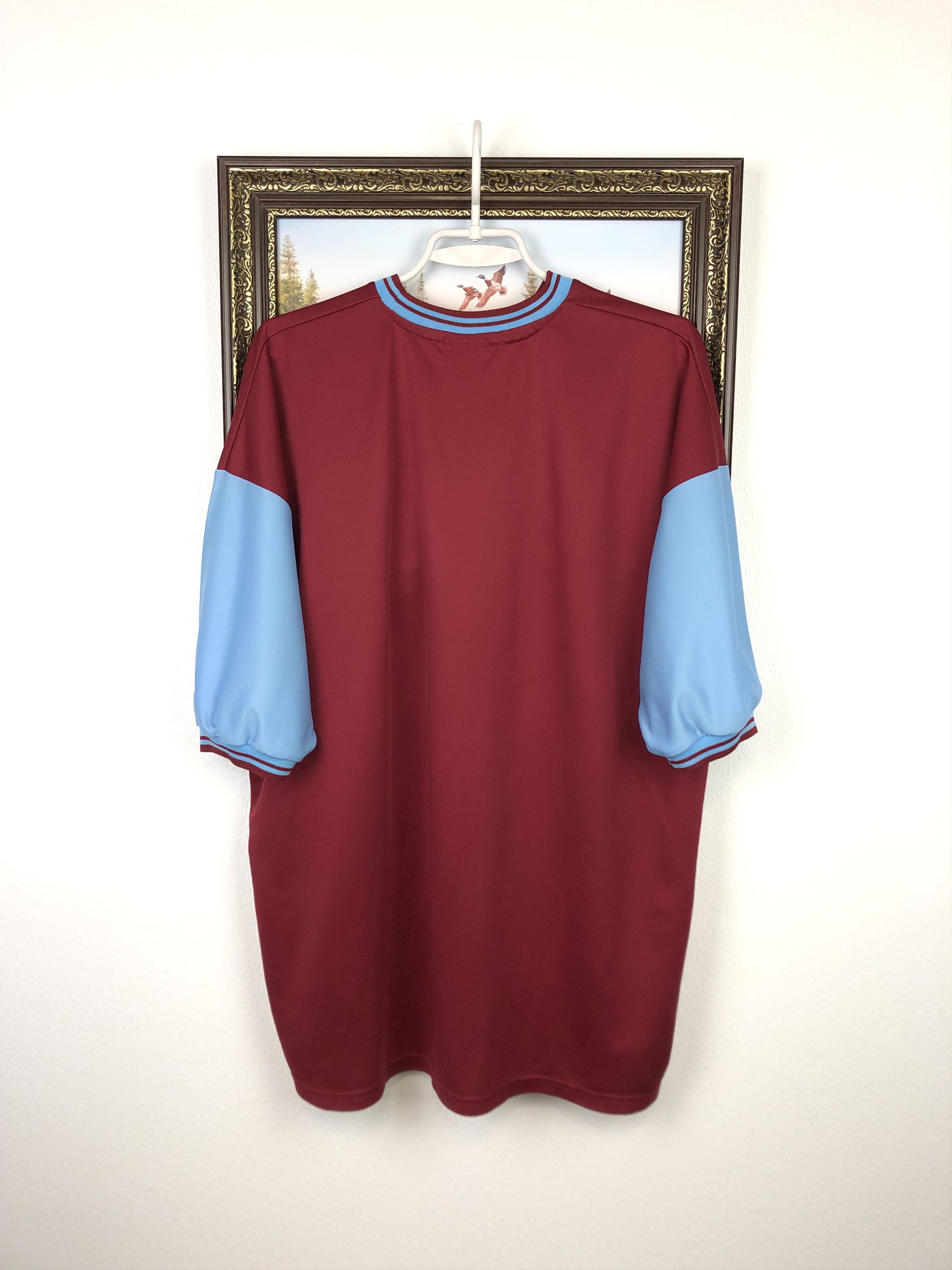 Vintage Burnley football shirt 2001 Soccer Jersey Mens Trikot Sport Size US XL / EU 56 / 4 - 9 Thumbnail