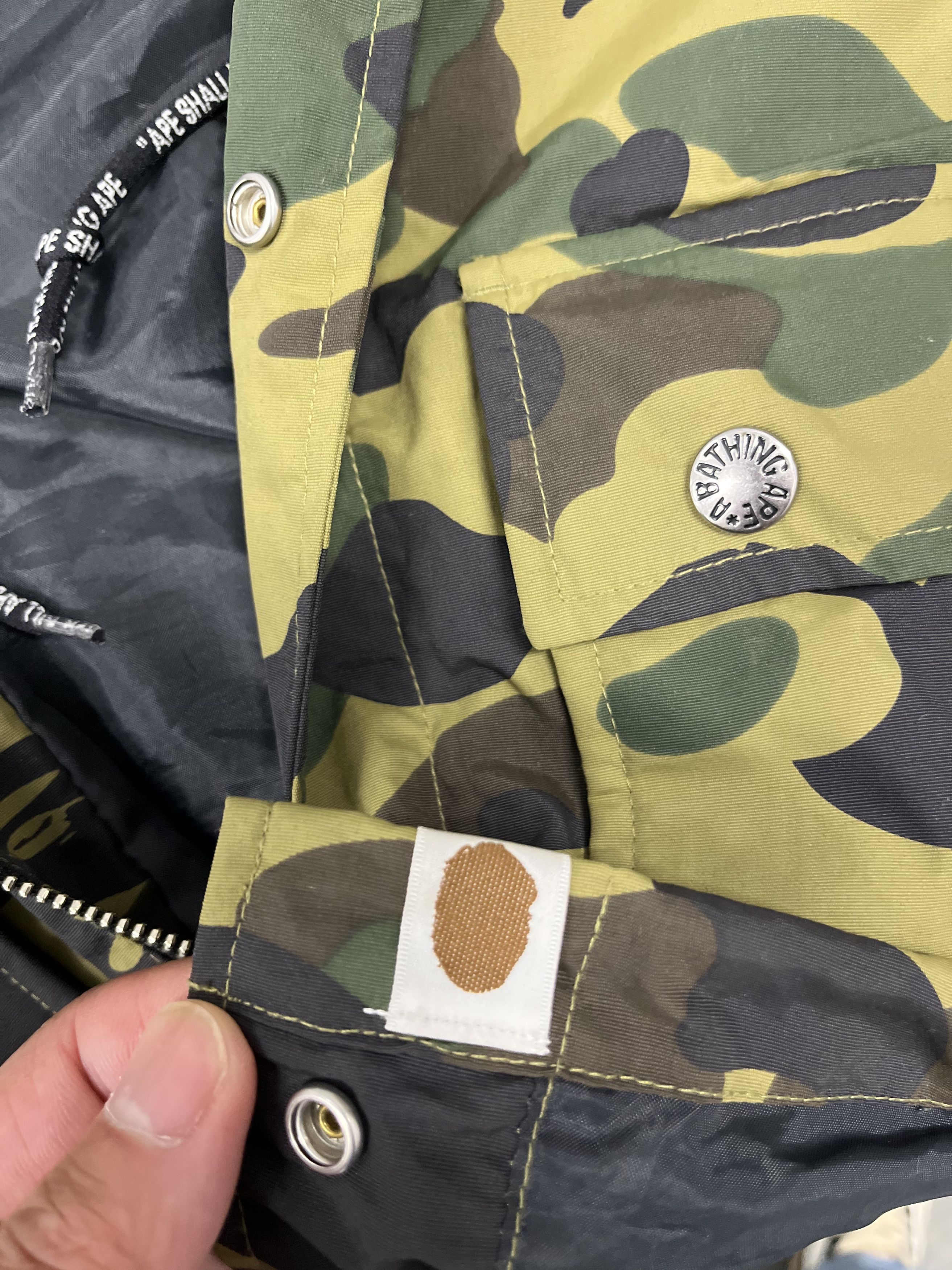 Bape Bape 1st camo hooded coat M Size US M / EU 48-50 / 2 - 3 Thumbnail