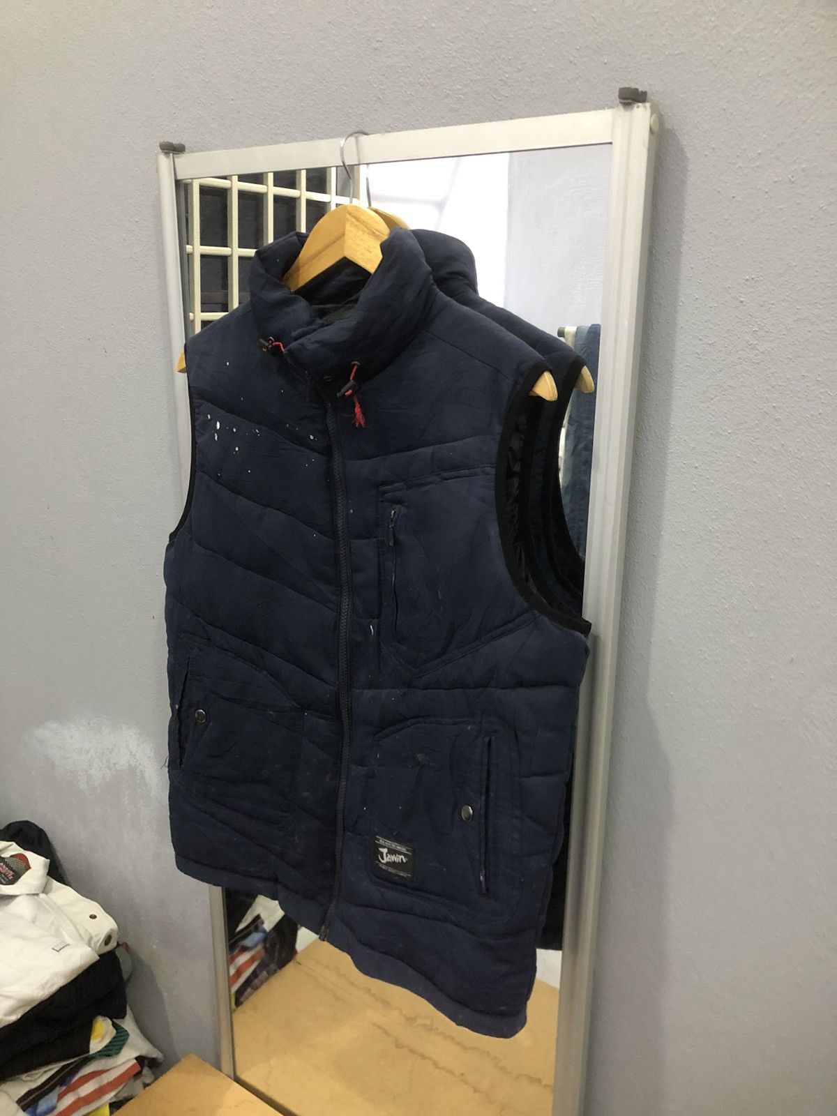 Japanese Brand Jawin puffer down vest distressed paint splatter Size US M / EU 48-50 / 2 - 2 Thumbnail