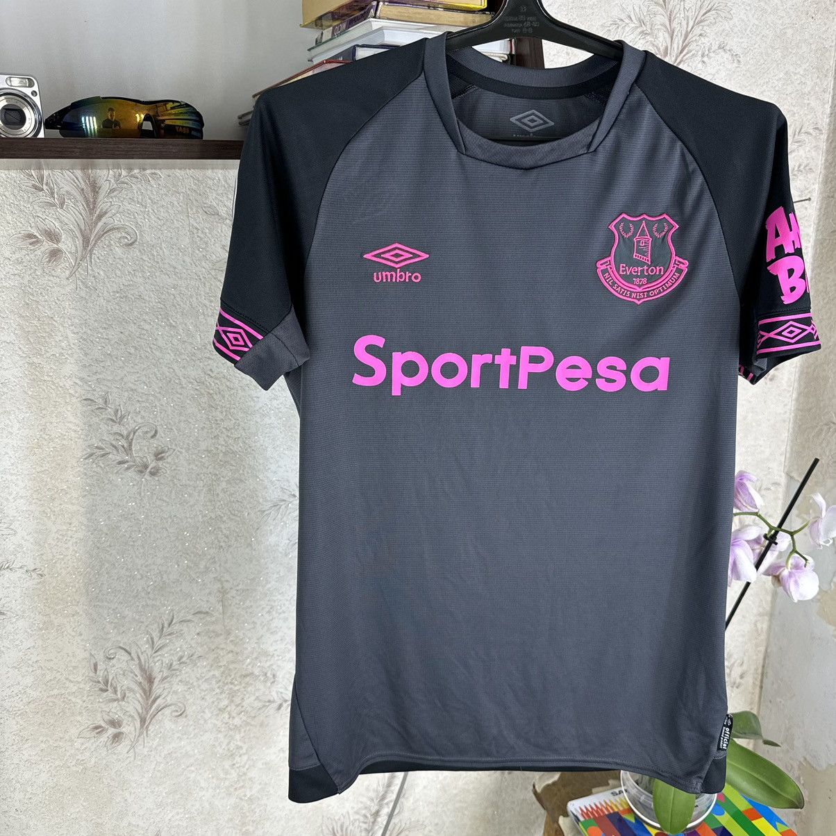 Umbro Umbro Everton 2018-19 Jersey Away Richarlison #30 Black S Size US S / EU 44-46 / 1 - 4 Thumbnail