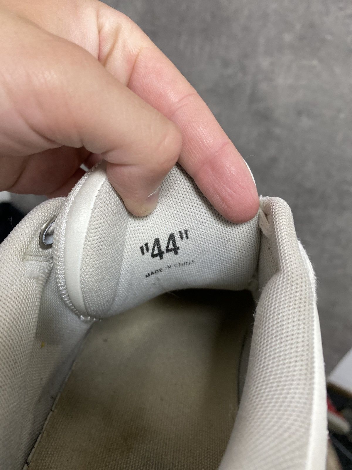 Off-White Off White Out of Office Shoes White/Black Size US 11 / EU 44 - 15 Thumbnail
