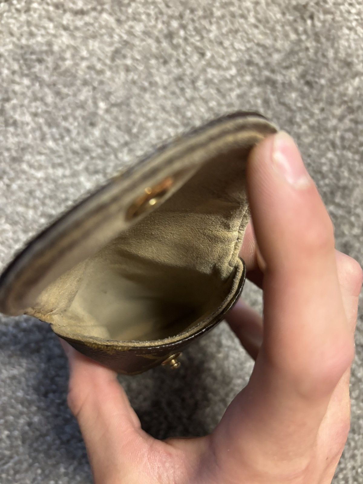 Louis Vuitton monogram clip on pouch