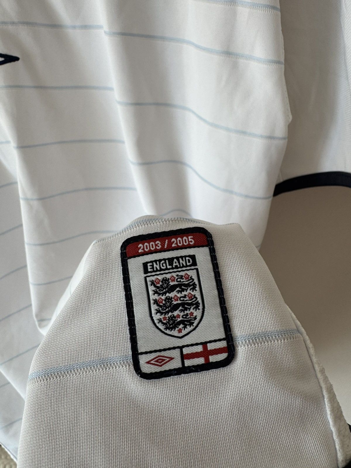 Umbro Vintage England 2004-2005 Home Soccer Jersey Football Shirt Size US XL / EU 56 / 4 - 19 Thumbnail