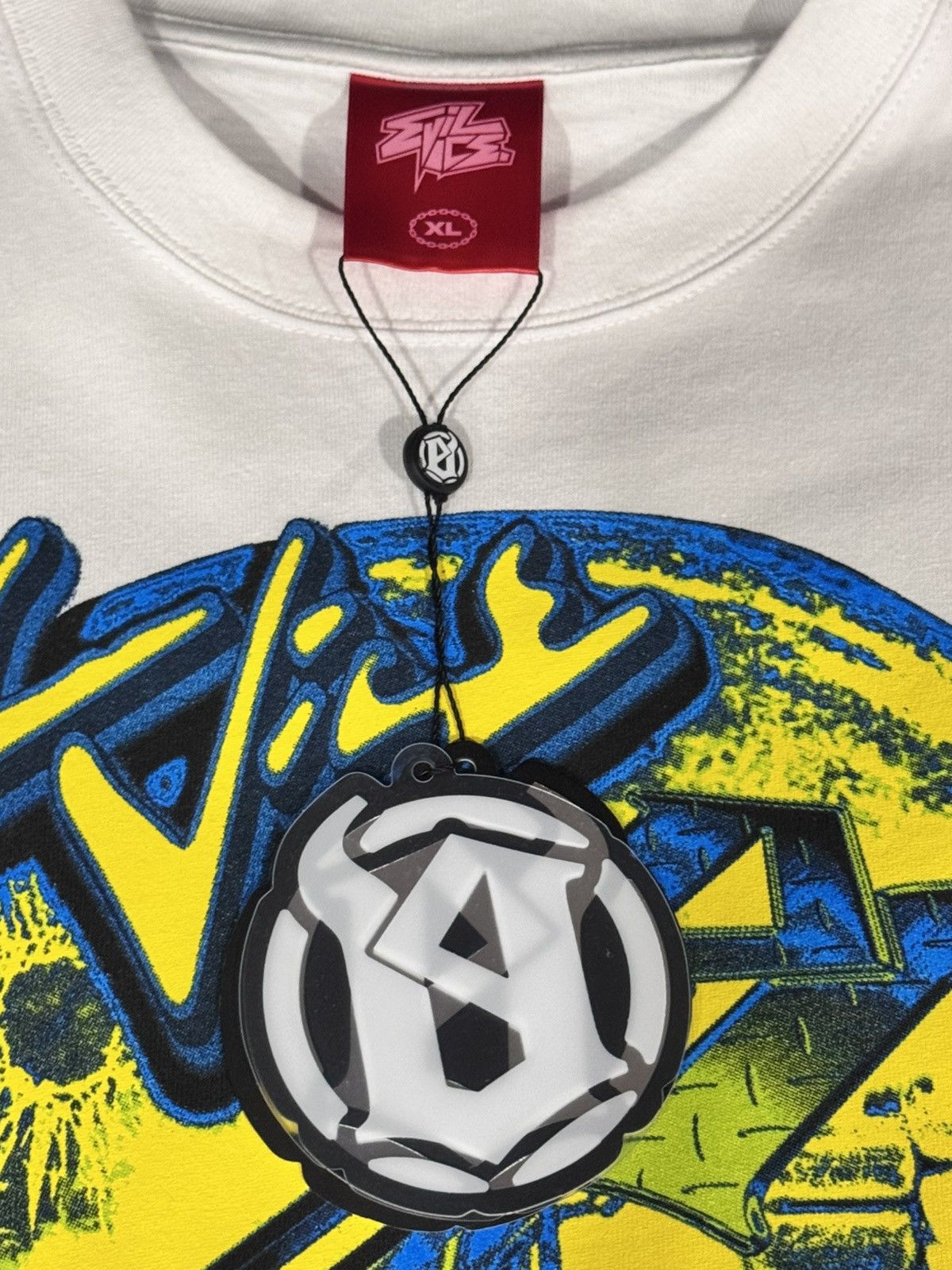 Other Evil vice T-Shirt Dual hit graphic Size US XL / EU 56 / 4 - 3 Thumbnail