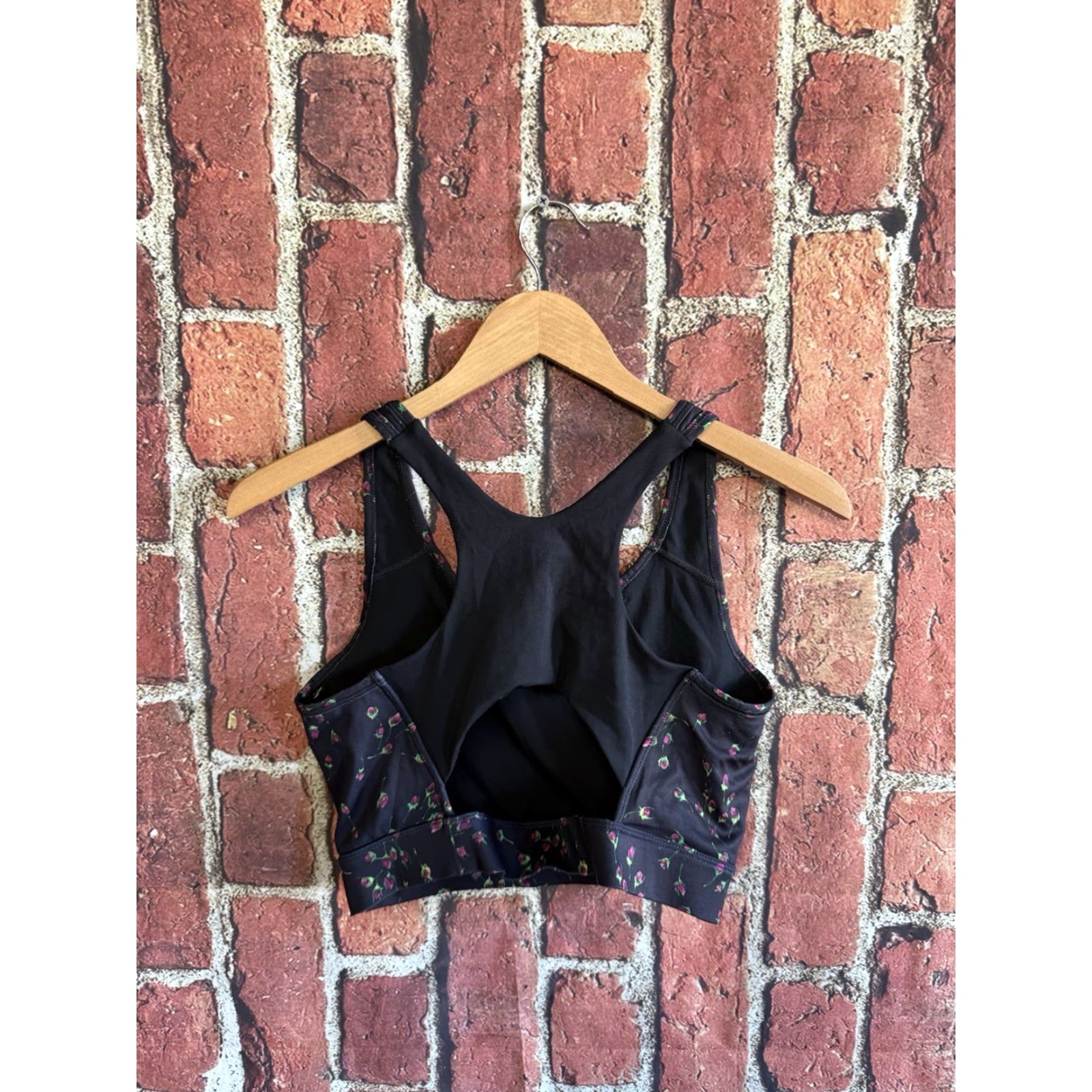Nike Nike Womens Sports Bra Black Floral Pattern Dri-fit Sleeveless Size L Size ONE SIZE - 2 Thumbnail