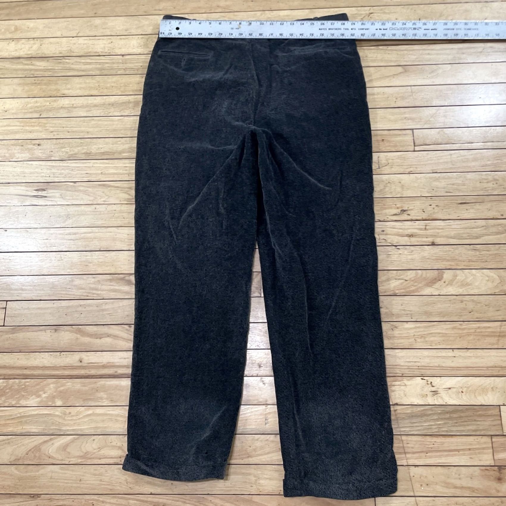Vintage VINTAGE LINEA NATURALE Pleated Corduroy Pants Men 36x32 Charcoal Gray 90s Wale Jeans Pants Mens Size US 36 / EU 52 - 7 Thumbnail