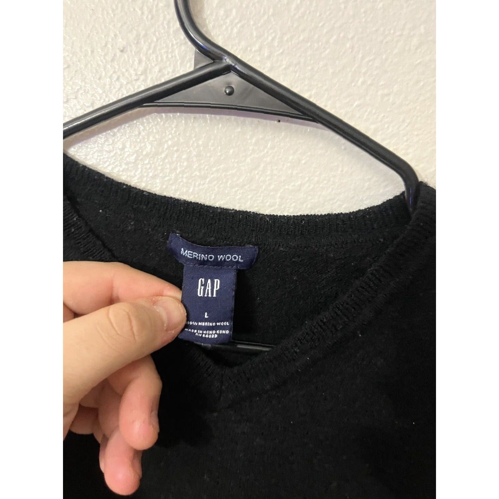 Gap Gap Black Merino Wool Pullover Sweater Adult Large Long Sleeve V-Neck Mens Size US L / EU 52-54 / 3 - 3 Thumbnail