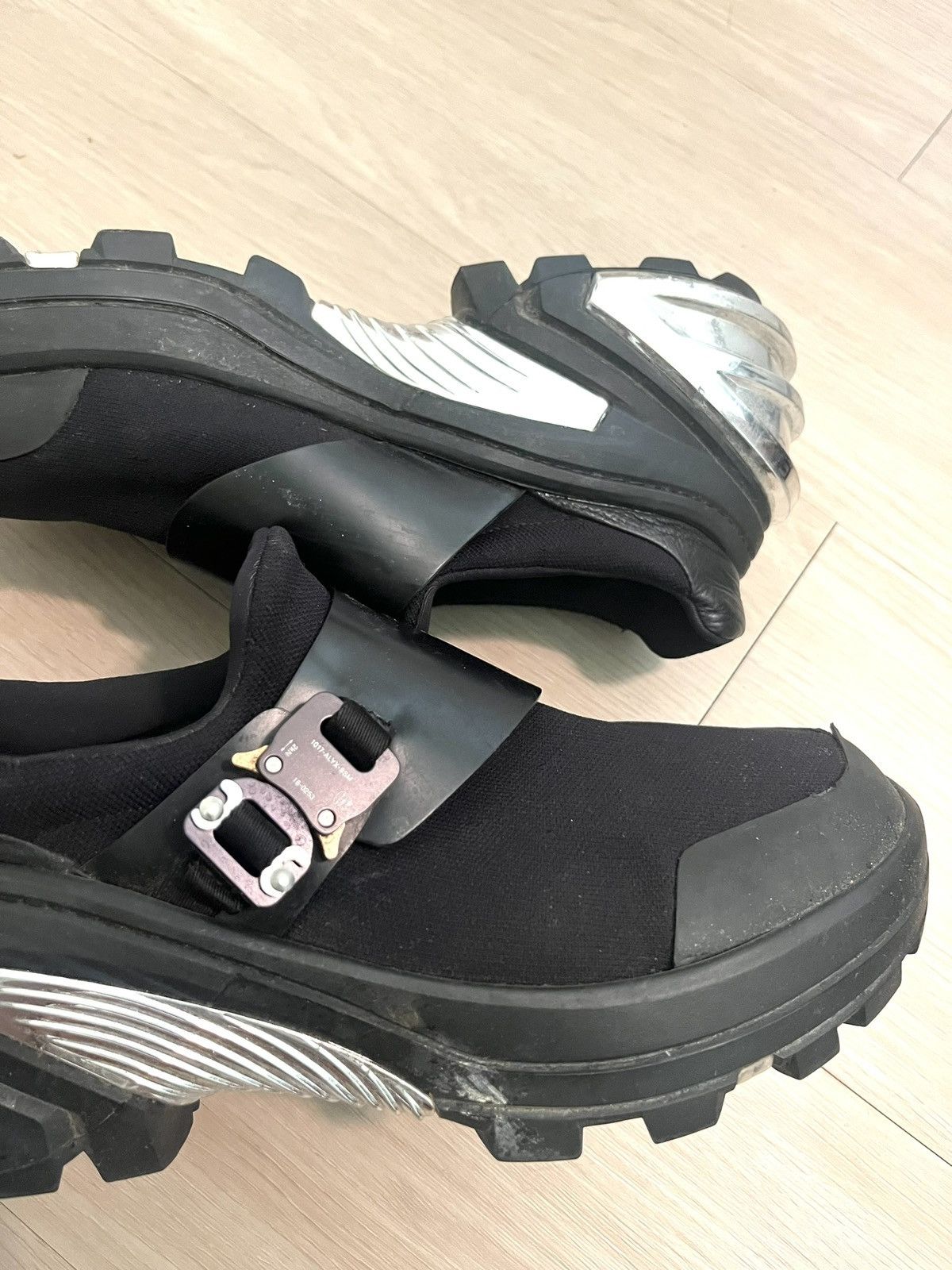 1017 ALYX 9SM 1017 ALYX 9SM Roller Coaster Buckle Slip On Size US 10 / EU 43 - 3 Thumbnail