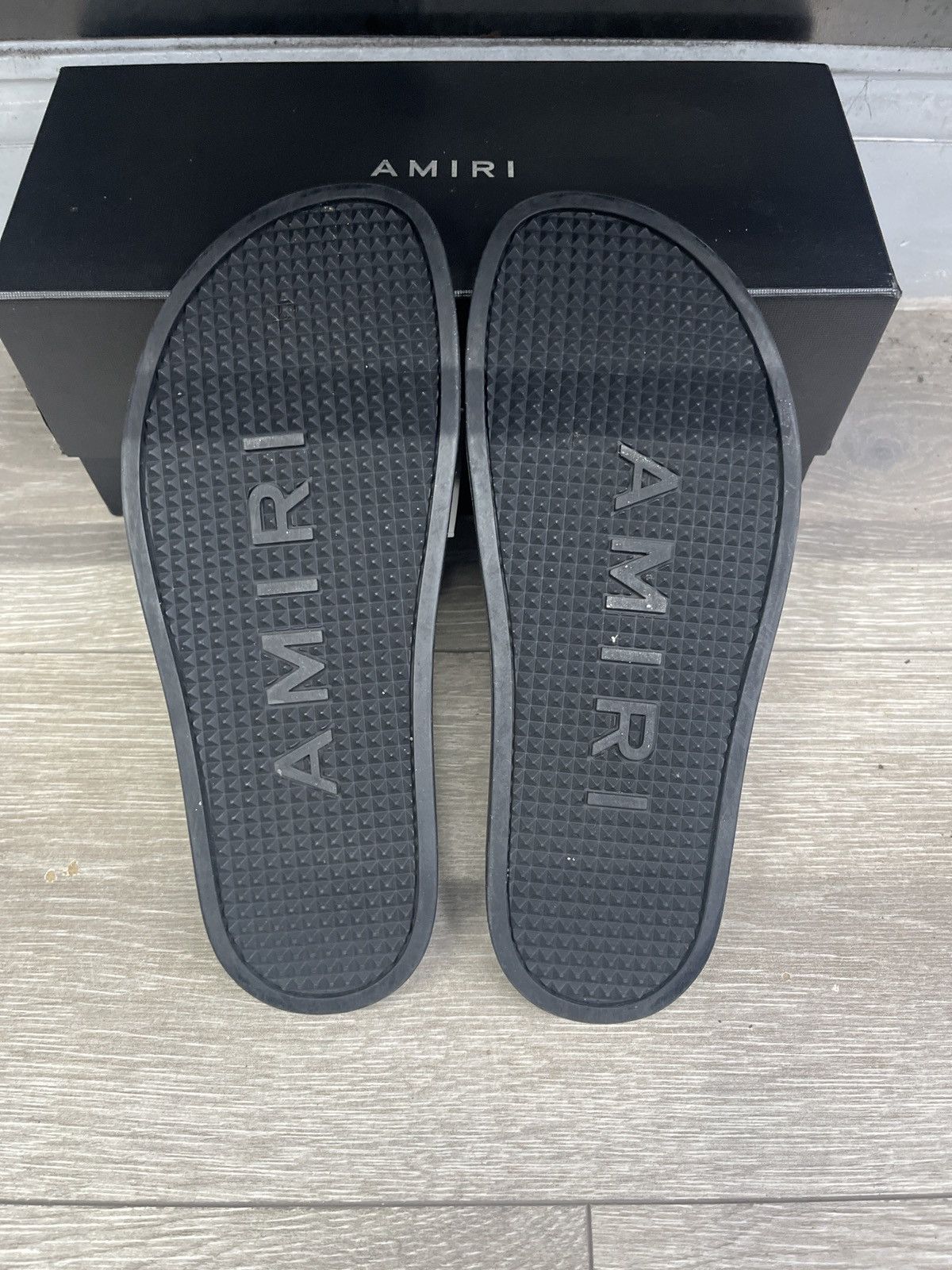 Amiri Amiri Logo Pool Slides Size US 6 / EU 39 - 3 Thumbnail