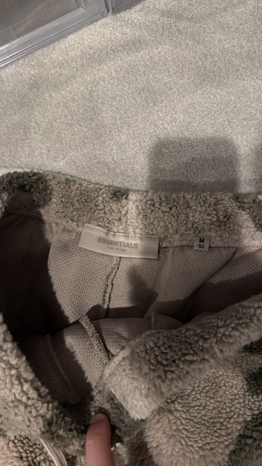Essentials Camo Fear Of God Essentials Fleece Sweatpants Size US 33 - 4 Thumbnail