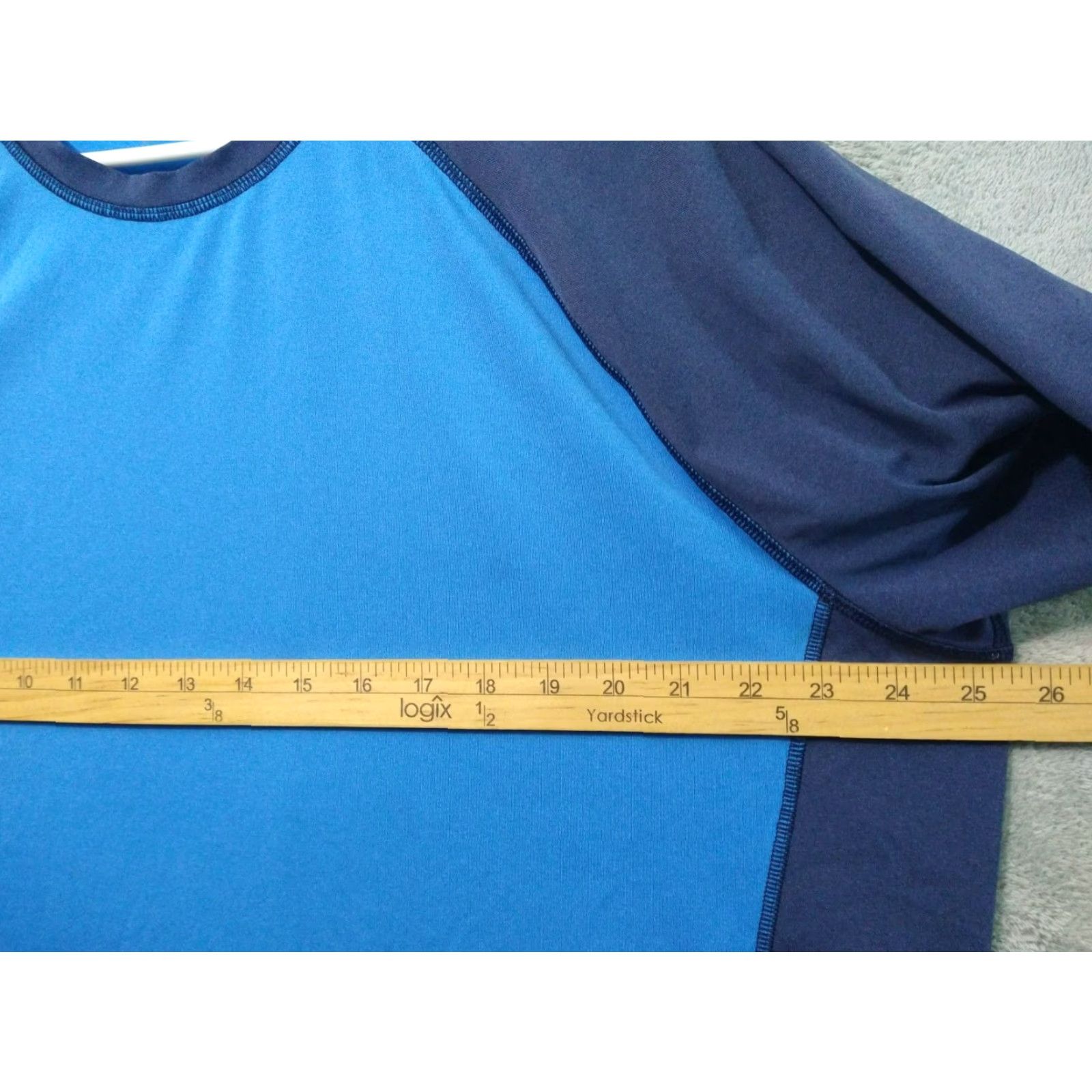 Vintage LL Bean Shirt Mens XL Blue Short Sleeve Crew Neck Slightly Fitted Performance Shirt Size US XL / EU 56 / 4 - 4 Thumbnail