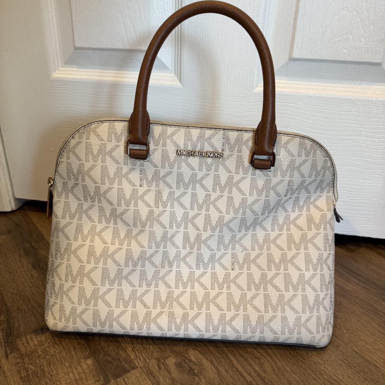 Michael Kors Michael Kors Large Cindy Dome Satchel Size ONE SIZE - 1 Preview