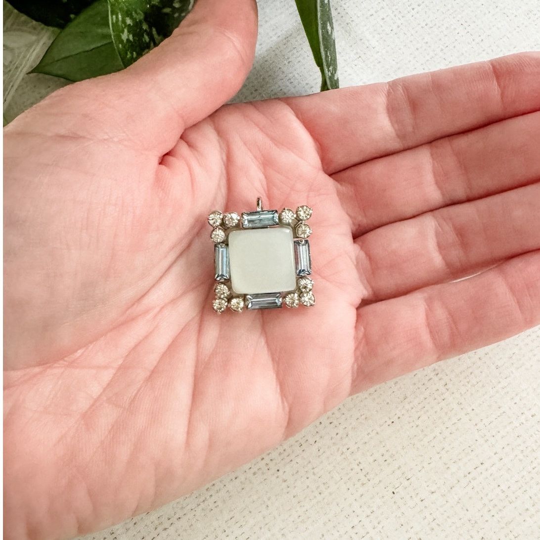 Vintage Vintage Coro rhinestone square clipback earrings blue white Size ONE SIZE - 5 Thumbnail