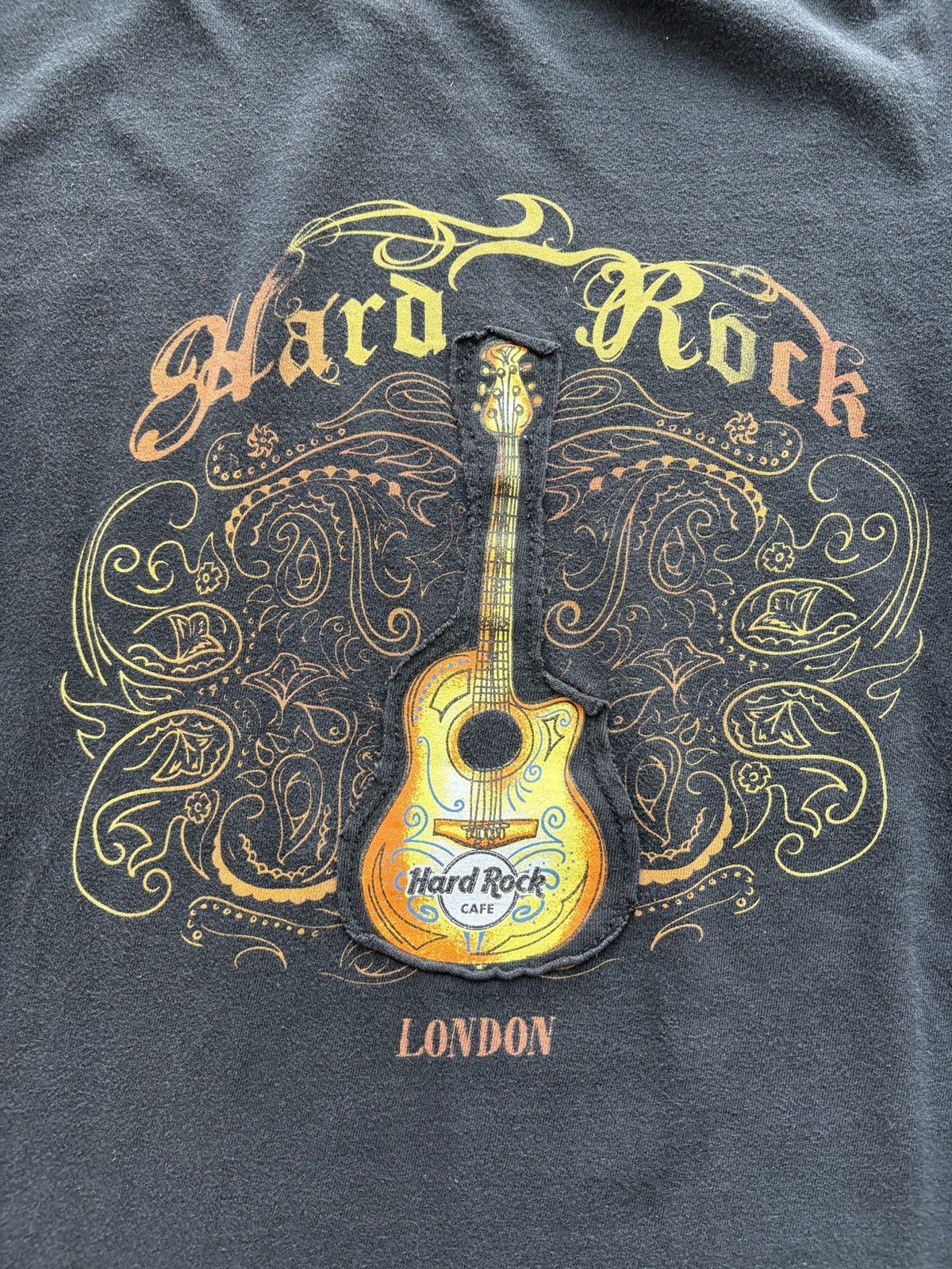 Vintage Vintage Y2K Hard Rock Cafe London Longsleeve Tee Size US L / EU 52-54 / 3 - 2 Thumbnail