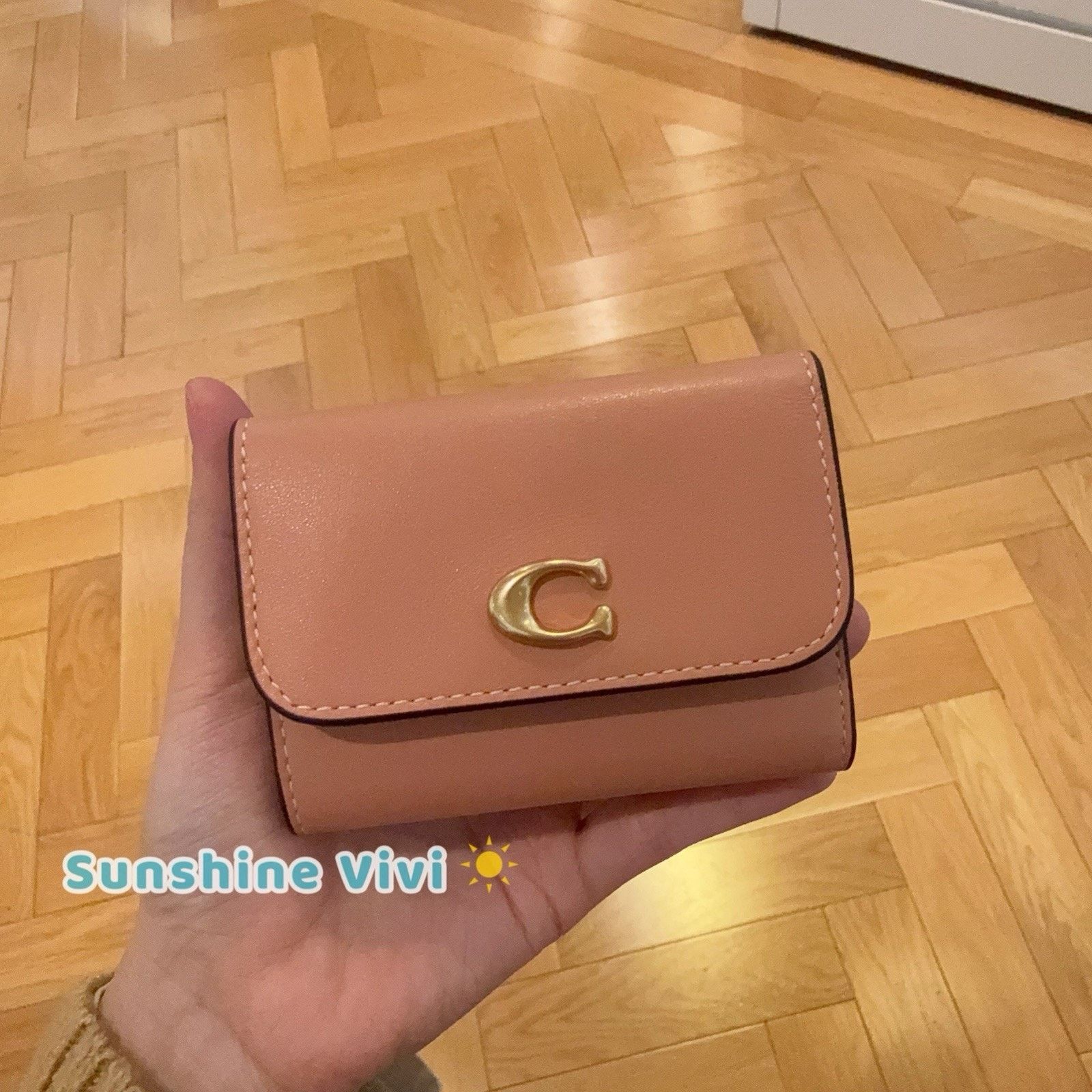 Coach NWT COACH Tri-fold wallet card holder CZ111 Leather Size ONE SIZE - 1 Thumbnail