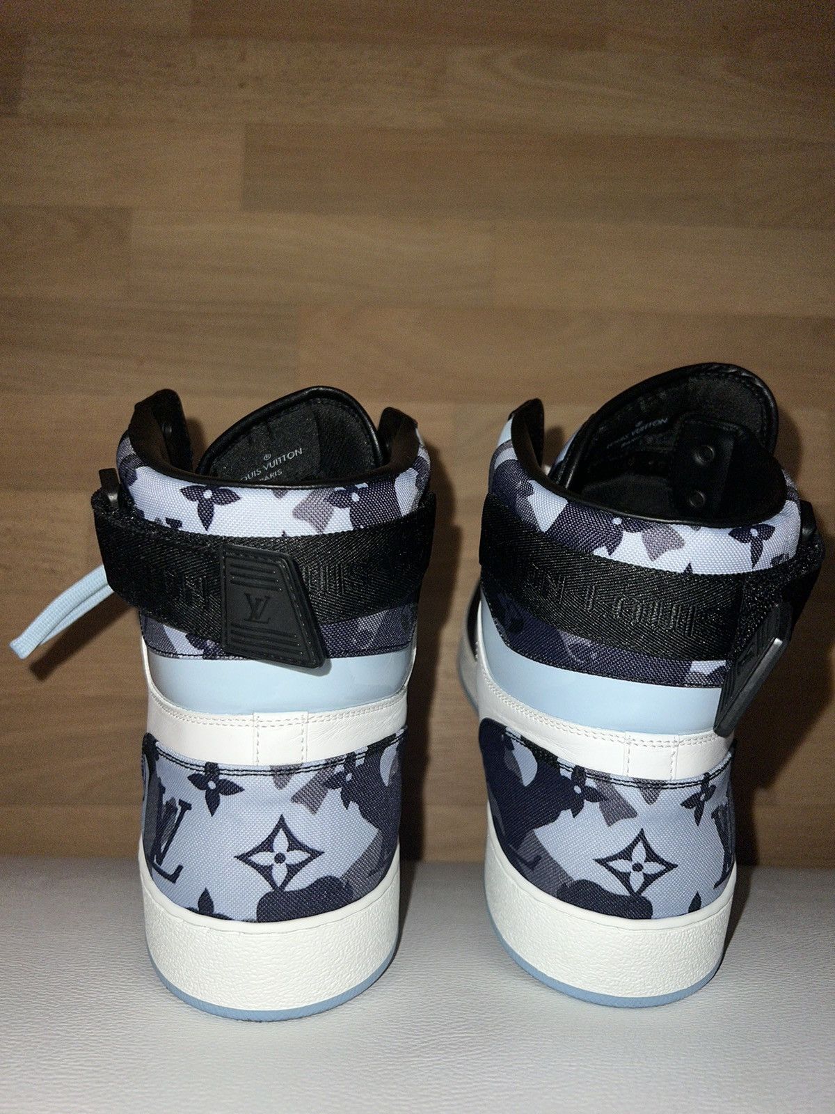 Louis Vuitton Louis Vuitton Rivoli Sneaker Size US 12 / EU 45 - 3 Thumbnail