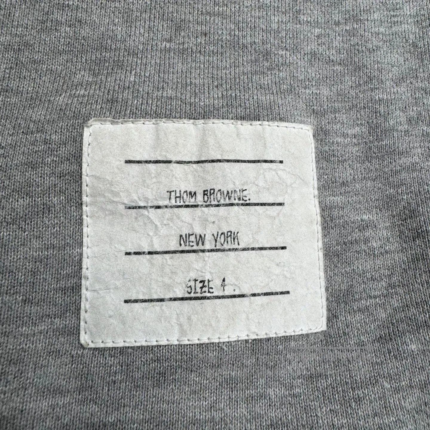 Thom Browne Thom Browne Four-Stripe Shorts. Size US 26 / EU 42 - 2 Thumbnail