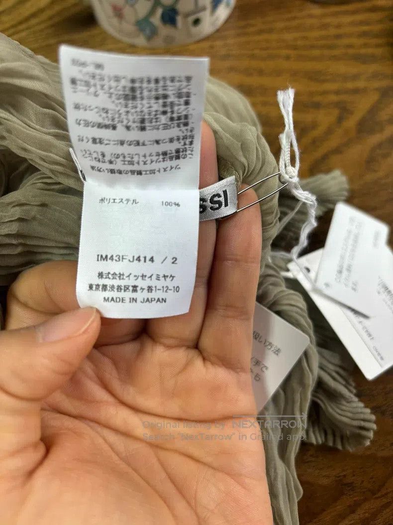 Issey Miyake Issey Miyake Turtleneck Pleated Sheer Long Sleeve Size M / US 6-8 / IT 42-44 - 4 Thumbnail