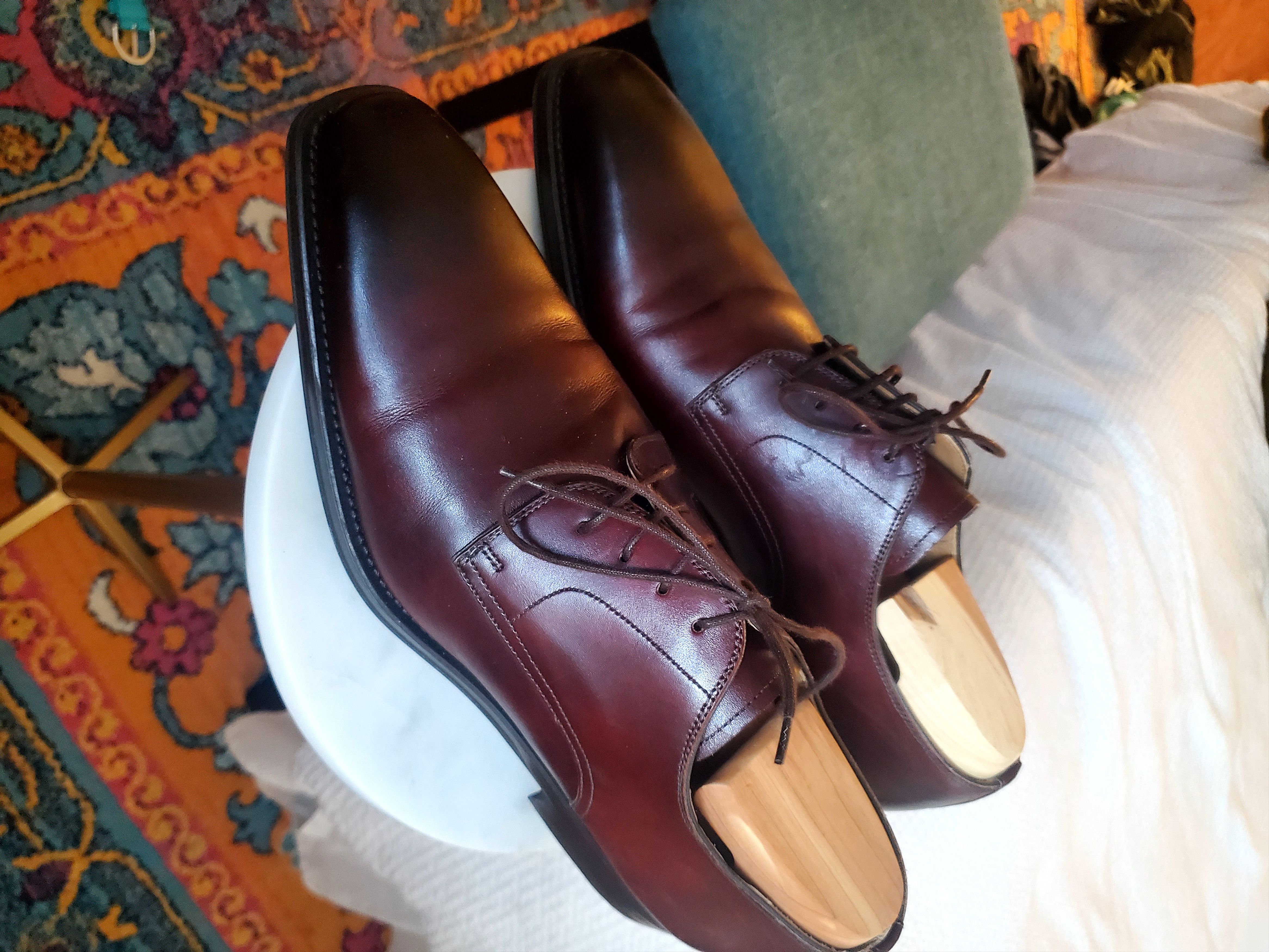 Plain-toe burgundy Oxfords